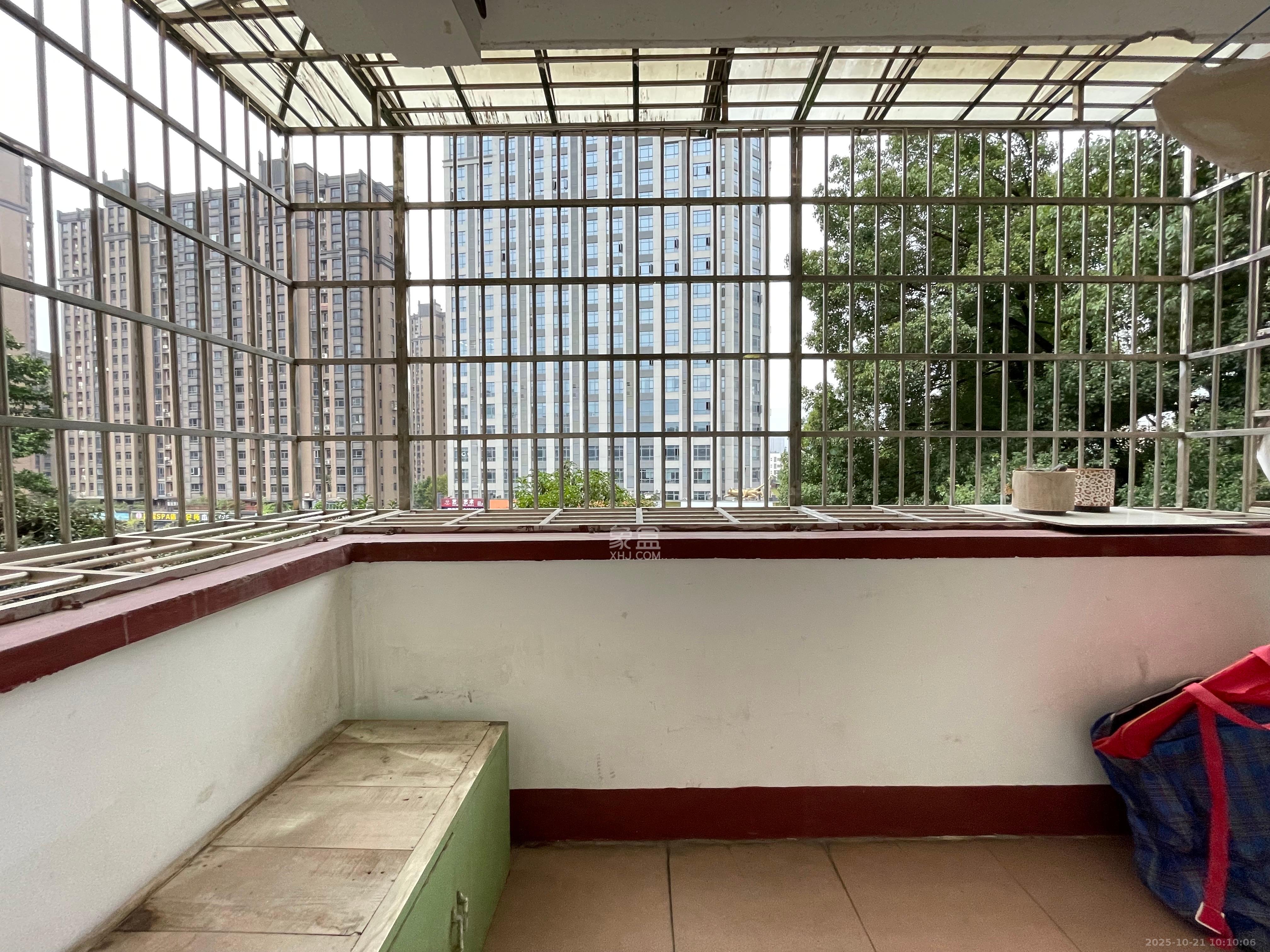 安塑宿舍 2室1厅1卫 1400.0元/月 安塑宿舍 2室1厅1卫 1400.0元/月室内图