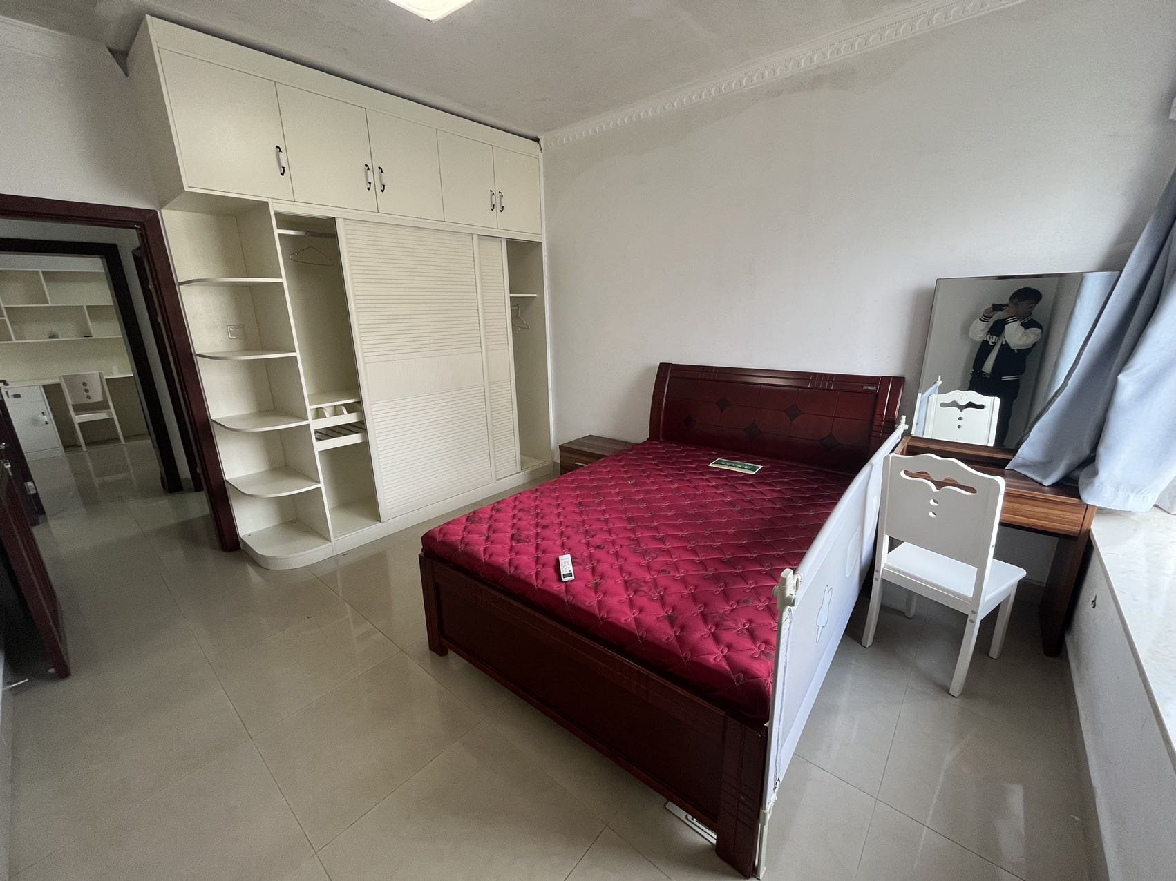 龙泉家园  2室1厅1卫    2600.0元/月室内图