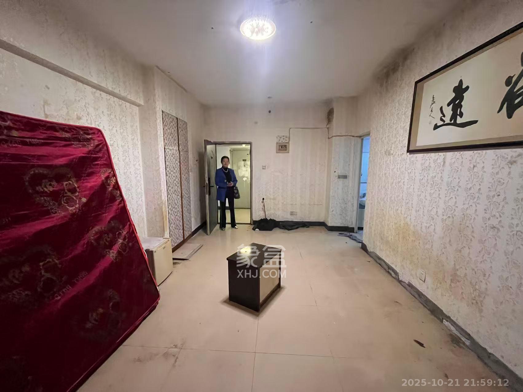 锦华时代  1室1厅1卫    1600.0元/月室内图