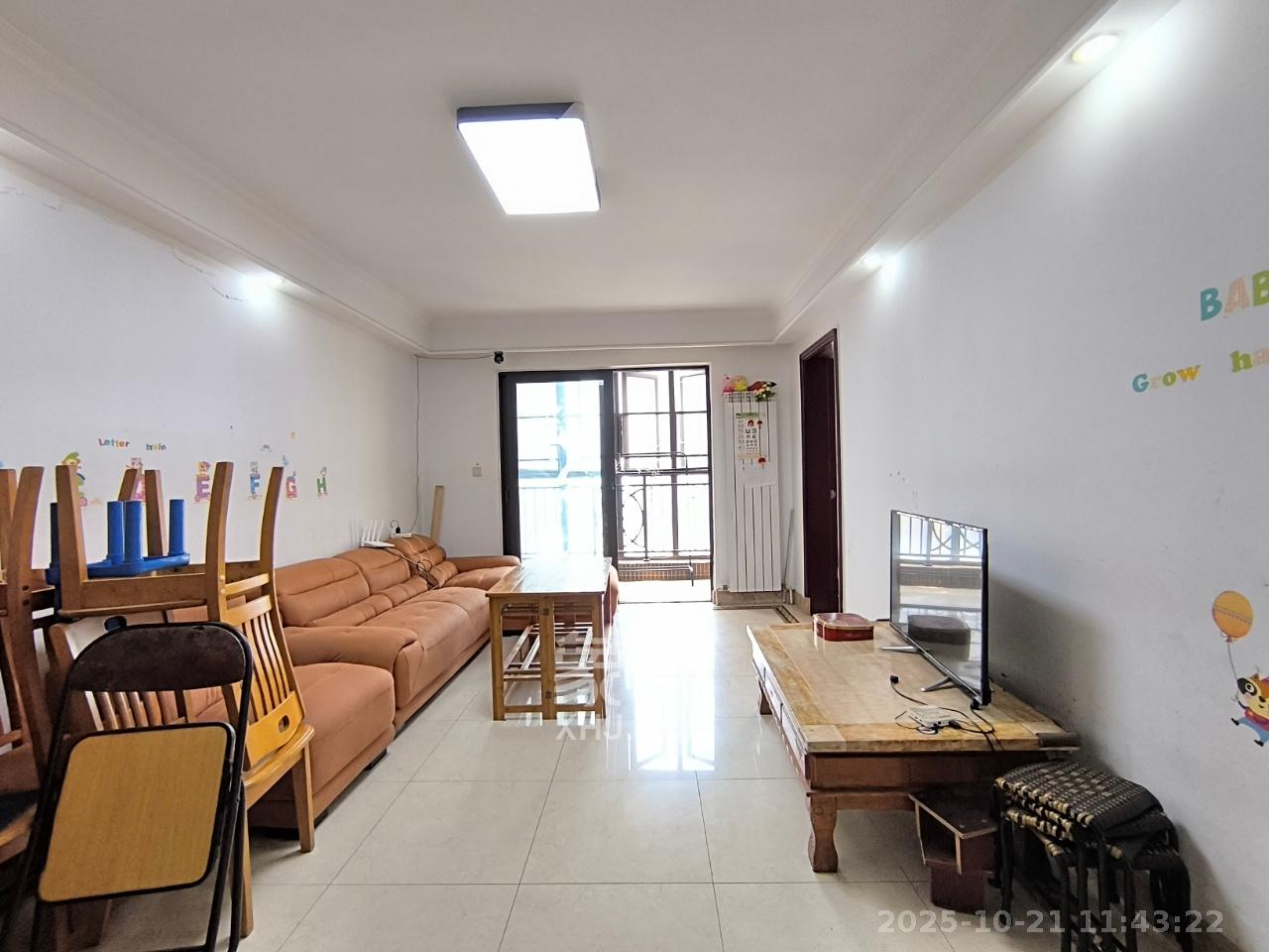 中海国际一期  1室2厅2卫    2000.0元/月 中海国际一期  1室2厅2卫    2000.0元/月室内图