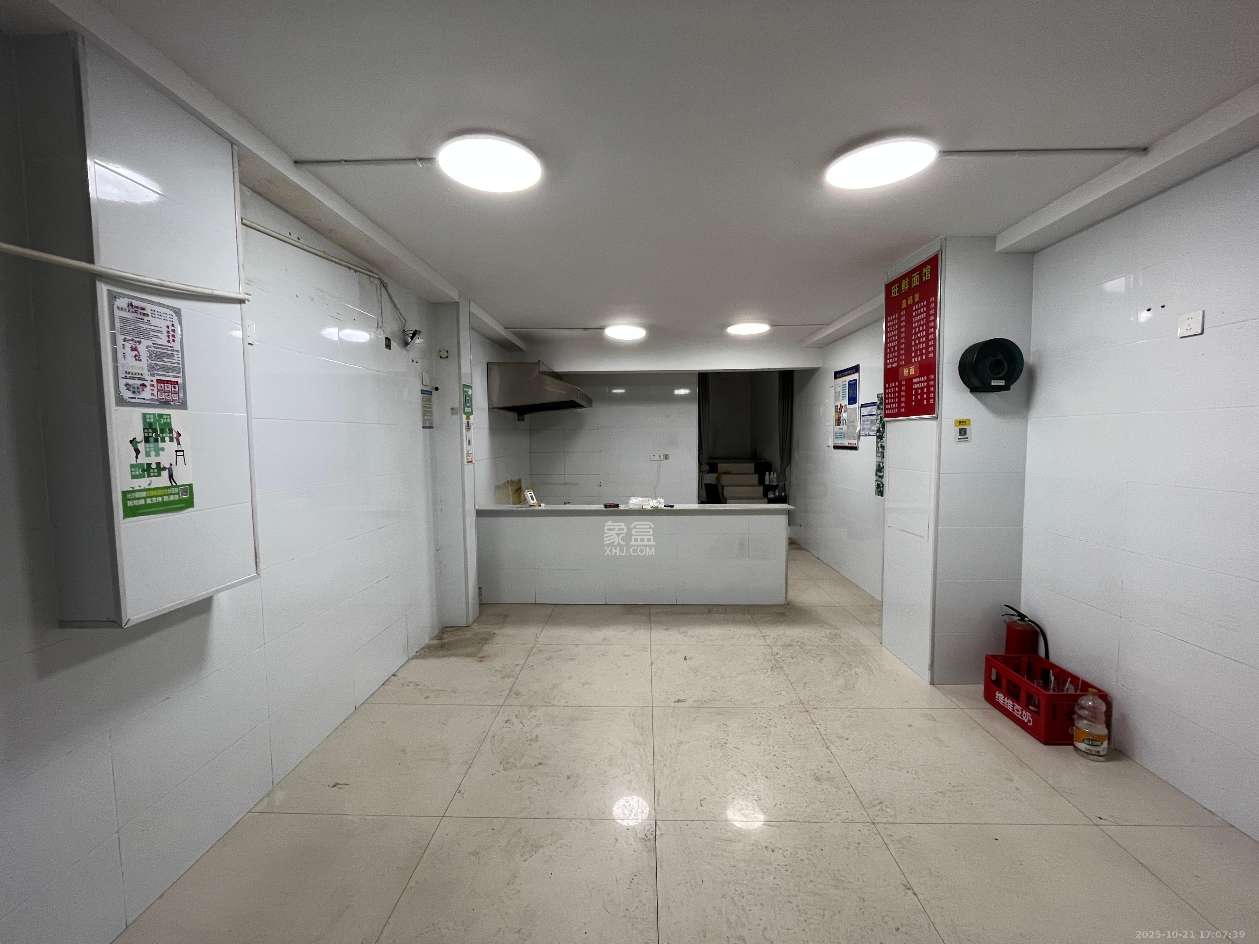 蓝山郡   87.0㎡      4500.0元/月