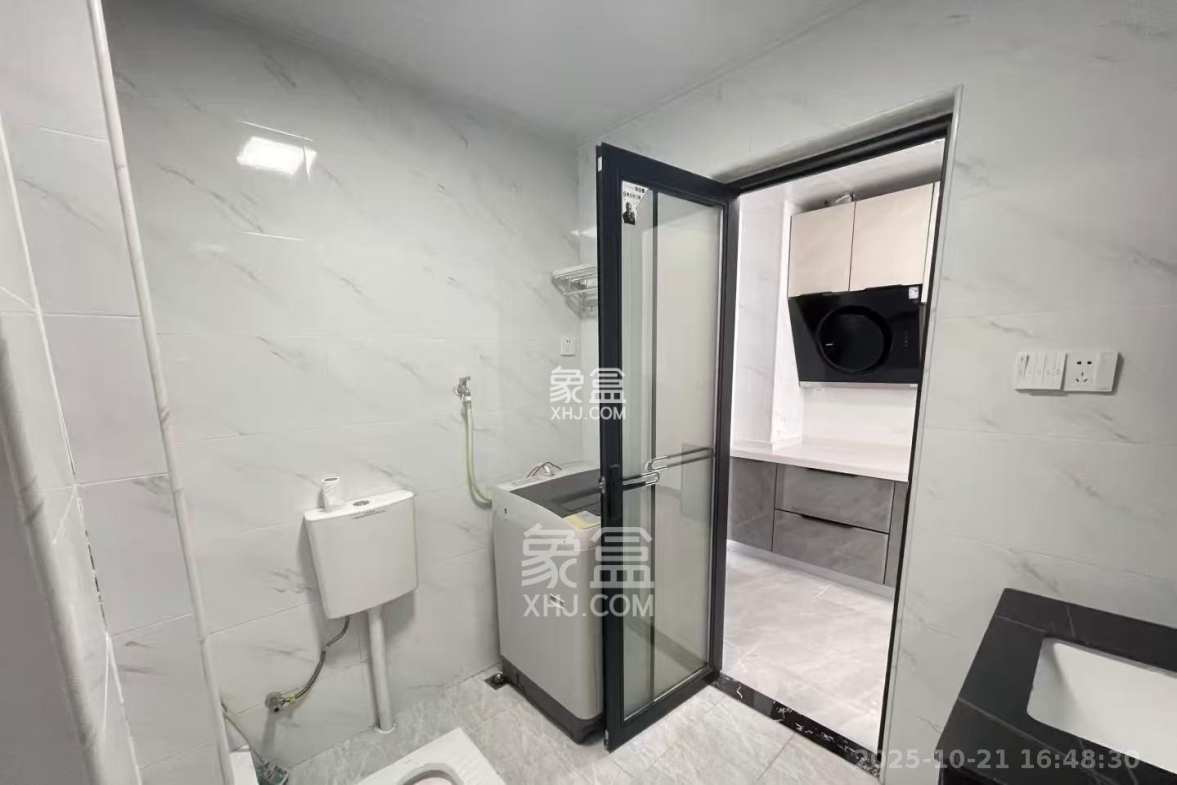 环亚高铁芯城  1室1厅1卫    1480.0元/月 环亚高铁芯城  1室1厅1卫    1480.0元/月室内图