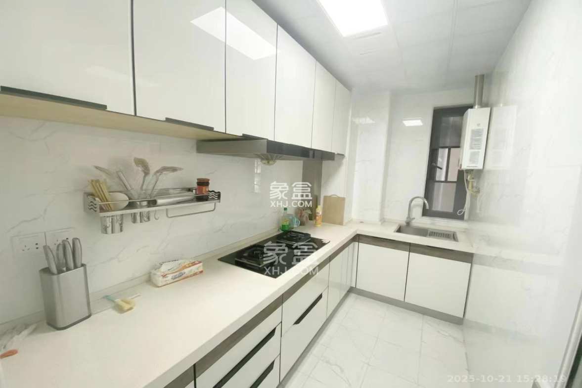 勤诚达境界城  3室2厅1卫    2100.0元/月 勤诚达境界城  3室2厅1卫    2100.0元/月室内图