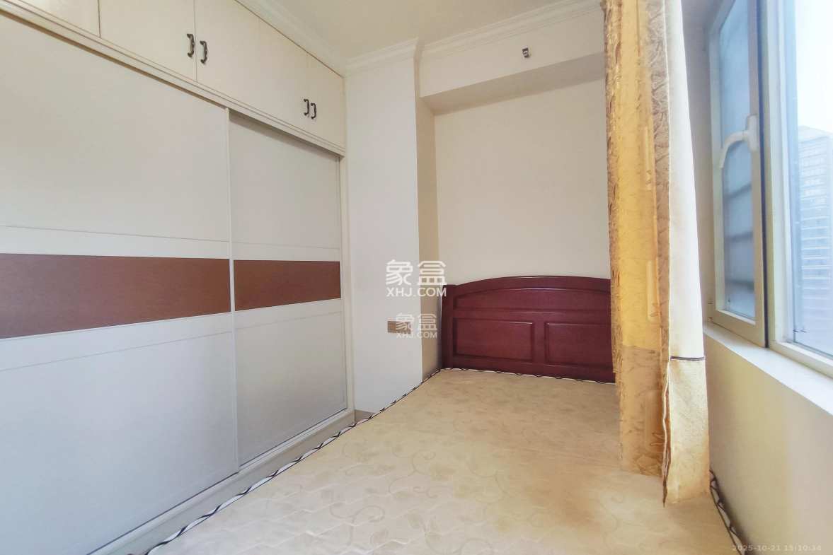 北辰三角洲E4区 3室2厅1卫 2800.0元/月 北辰三角洲E4区 3室2厅1卫 2800.0元/月室内图