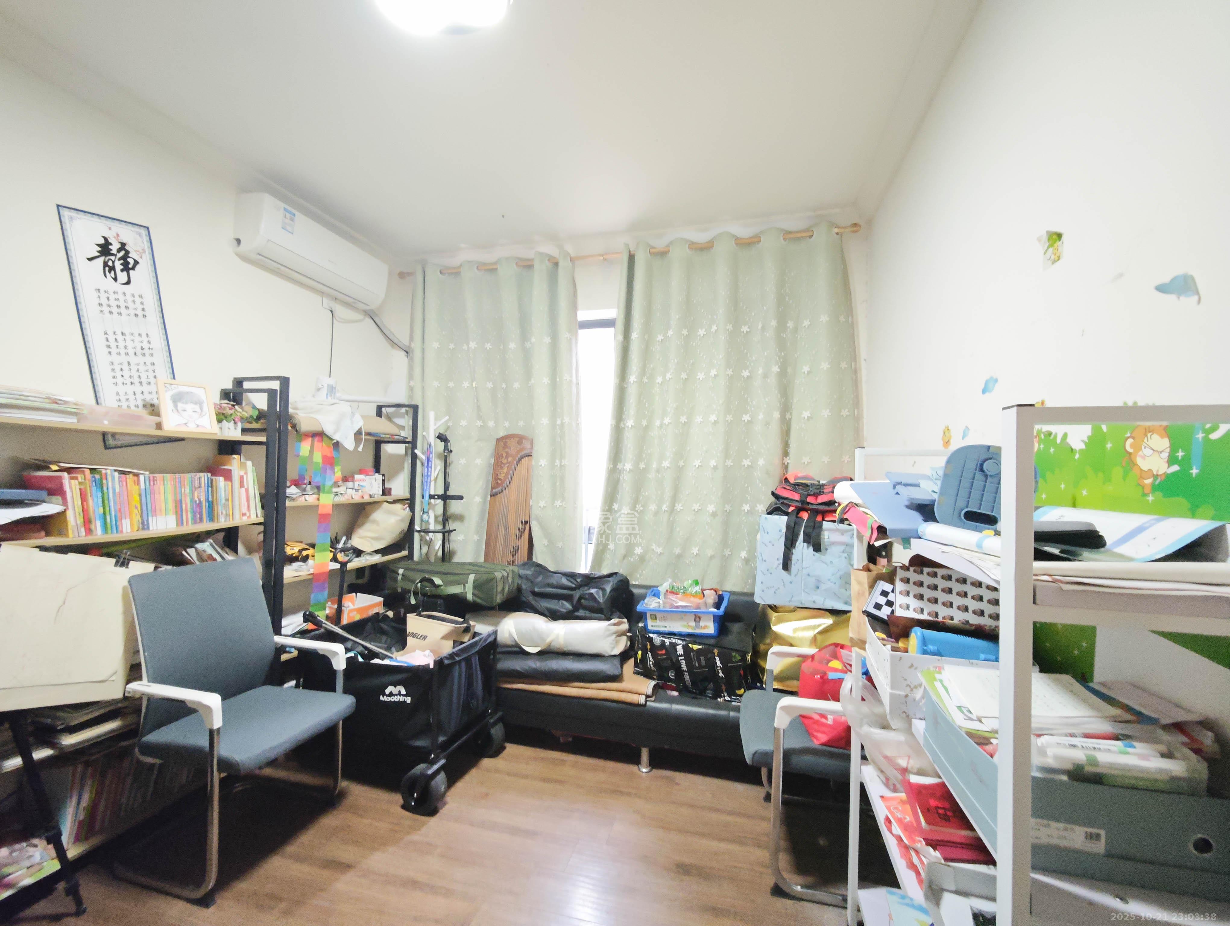 碧桂园南城首府(东宸林海)  4室2厅2卫    85.8万 碧桂园南城首府(东宸林海)  4室2厅2卫    85.8万卧室