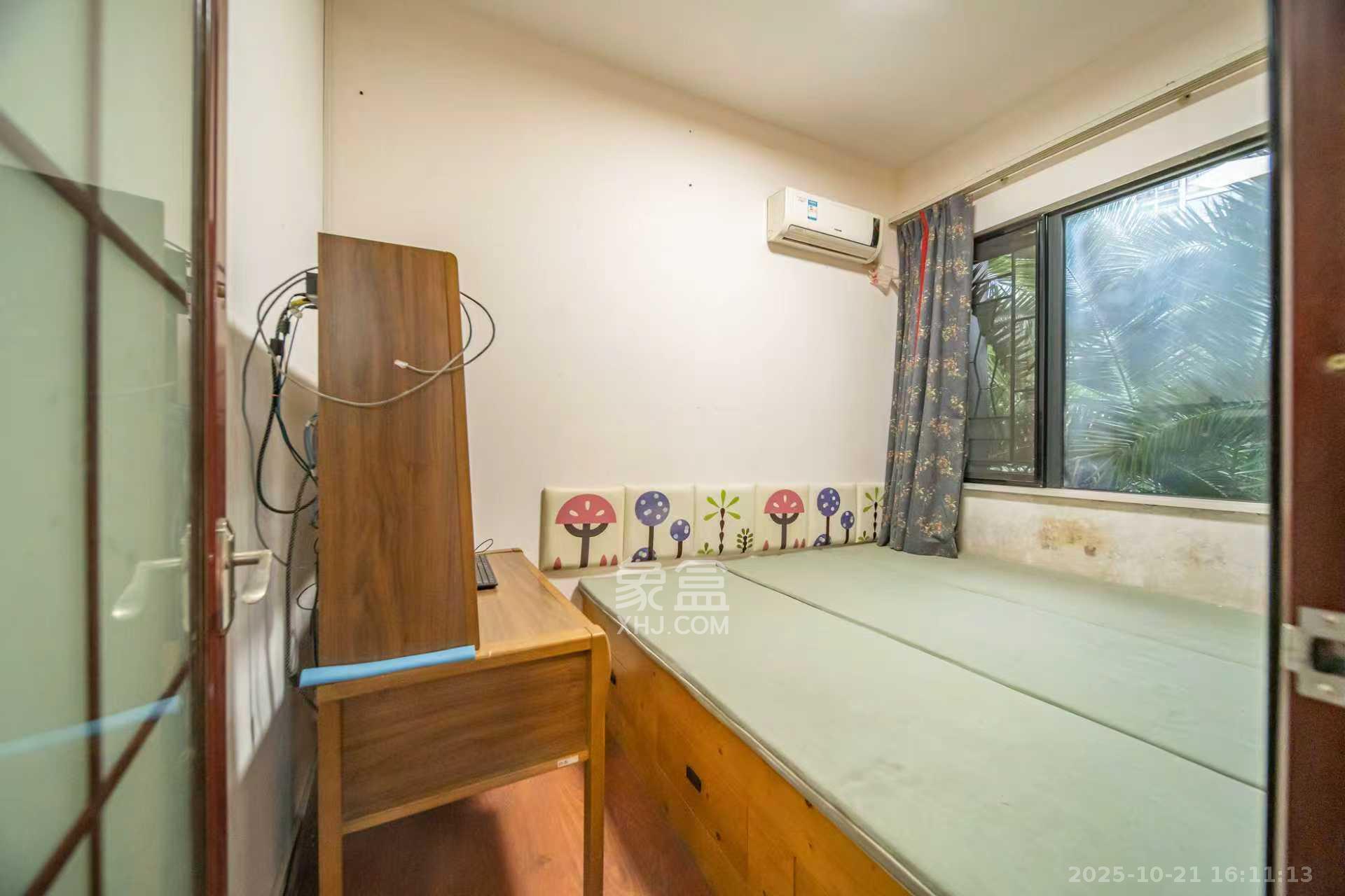 阳光100三期 4室2厅1卫 5000.0元/月 阳光100三期 4室2厅1卫 5000.0元/月室内图