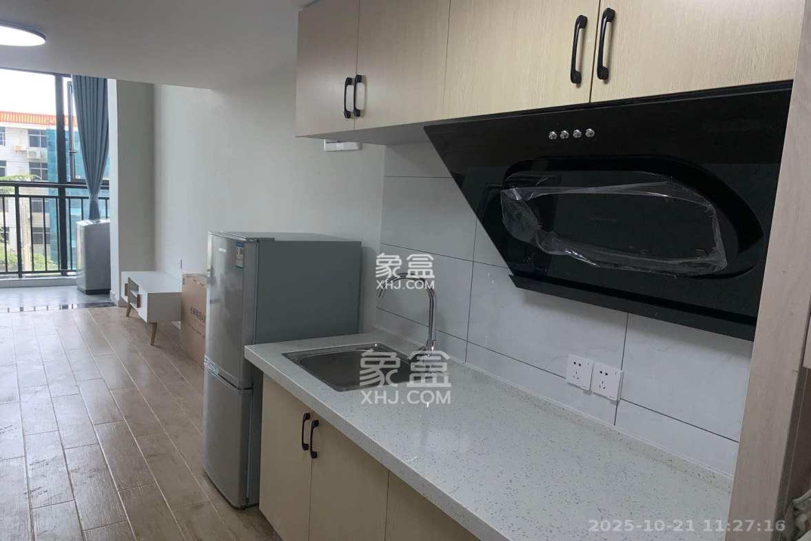 裕天国际商汇中心 1室1厅1卫 1600.0元/月 裕天国际商汇中心 1室1厅1卫 1600.0元/月室内图