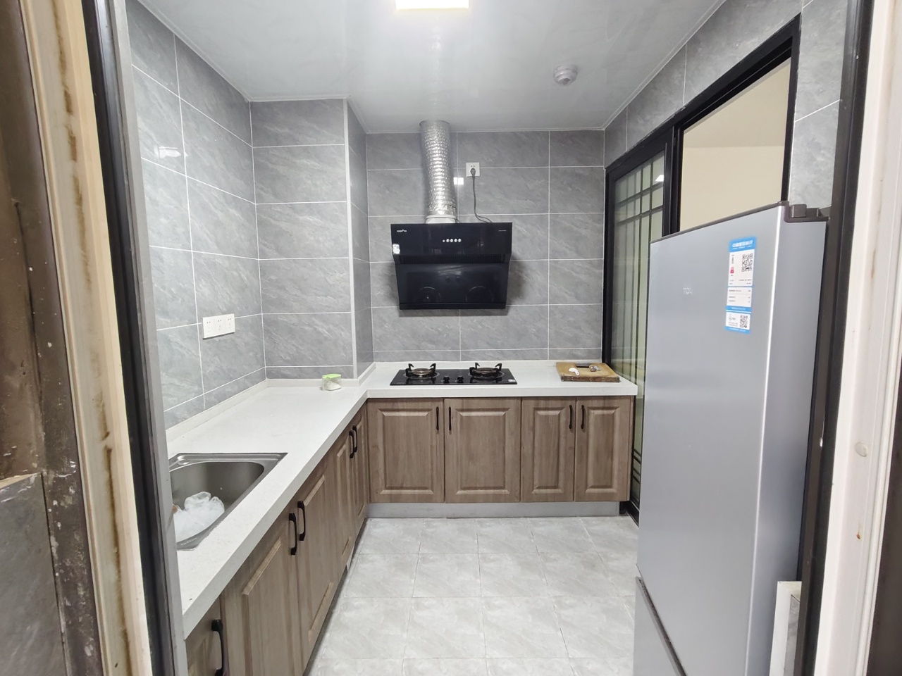 保利中央公馆  3室2厅2卫    89.0万客厅