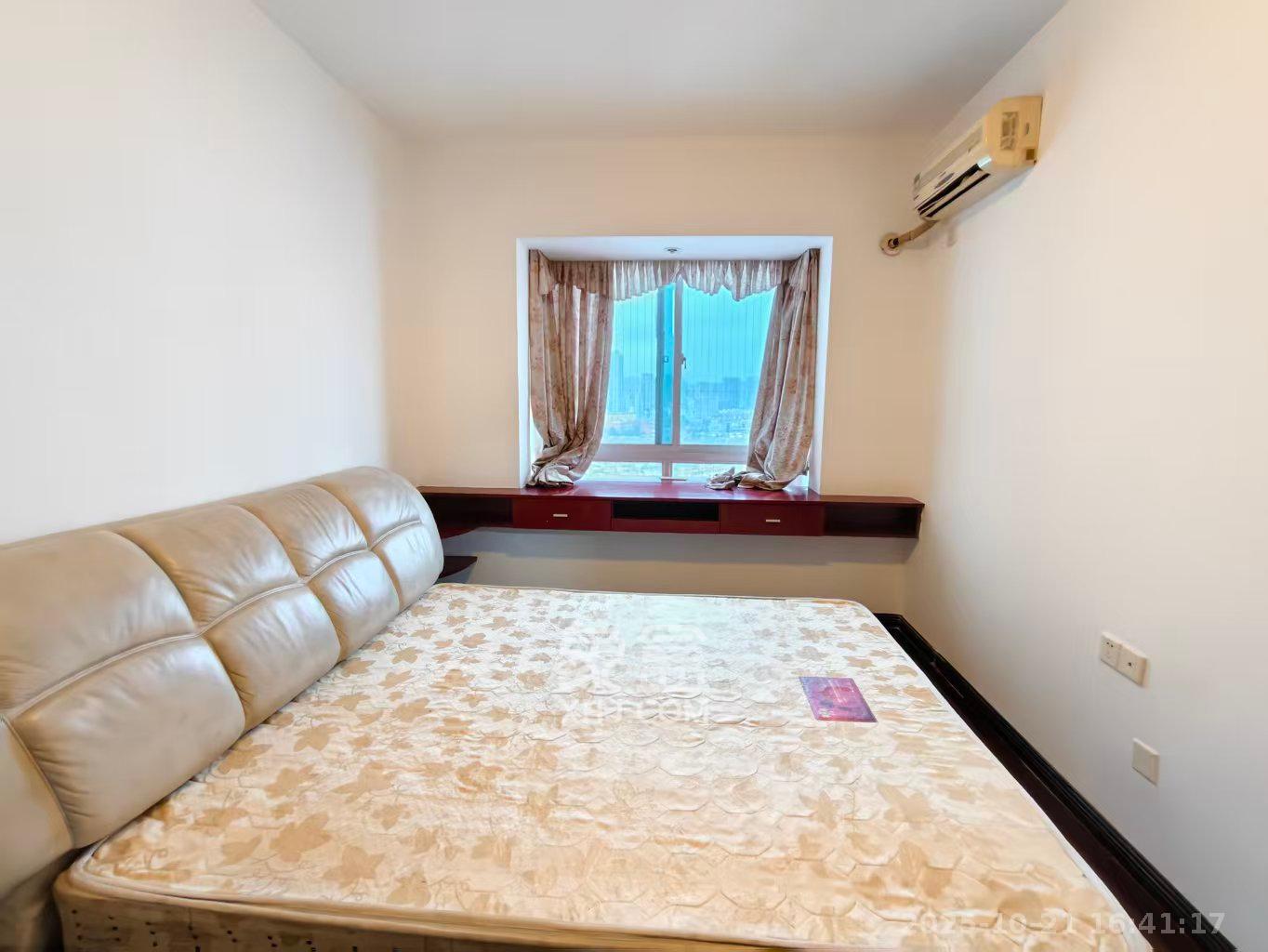 东门壹号家园  2室2厅1卫    2200.0元/月 东门壹号家园  2室2厅1卫    2200.0元/月室内图