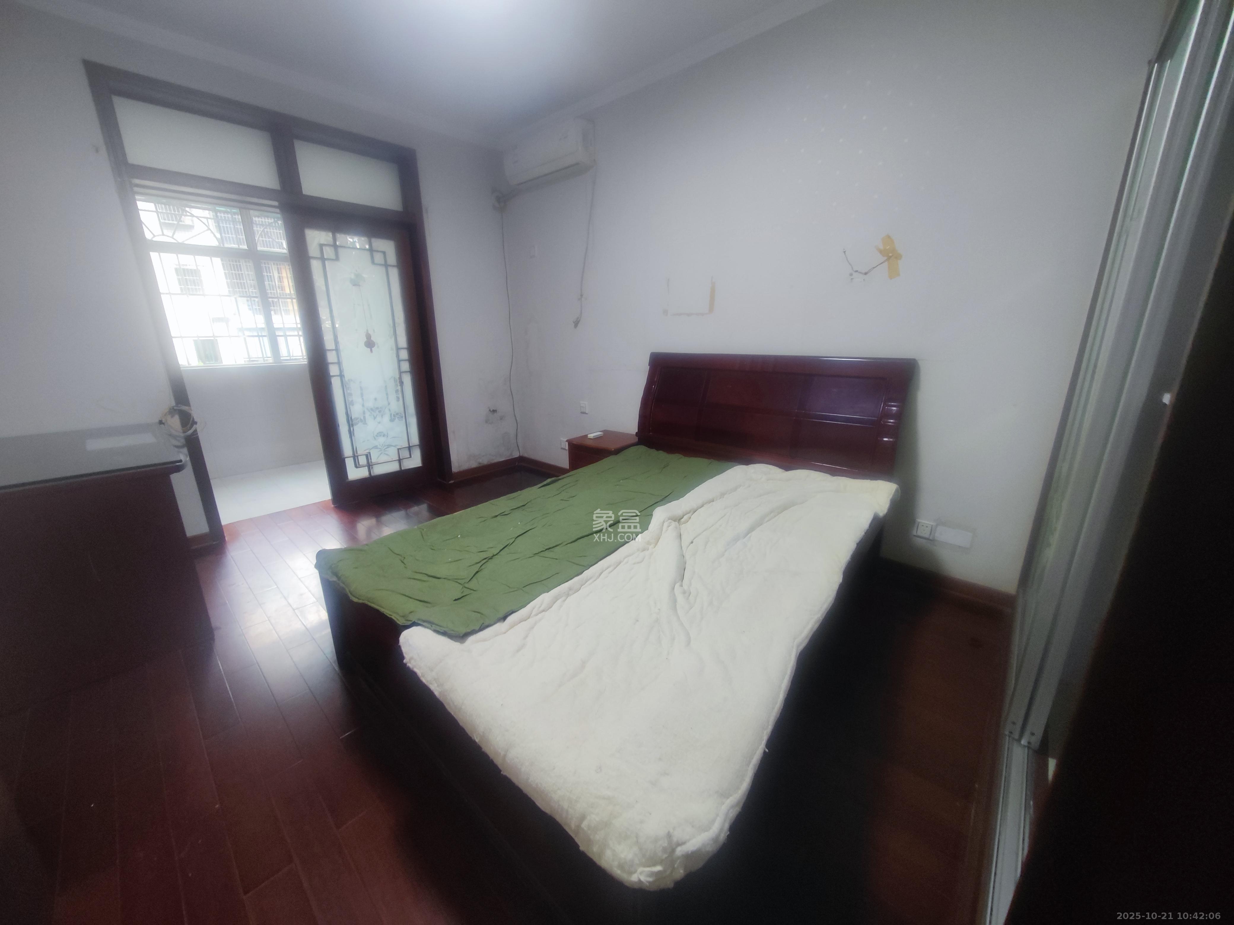 南湖路水工机械厂宿舍  2室1厅1卫    1600.0元/月室内图