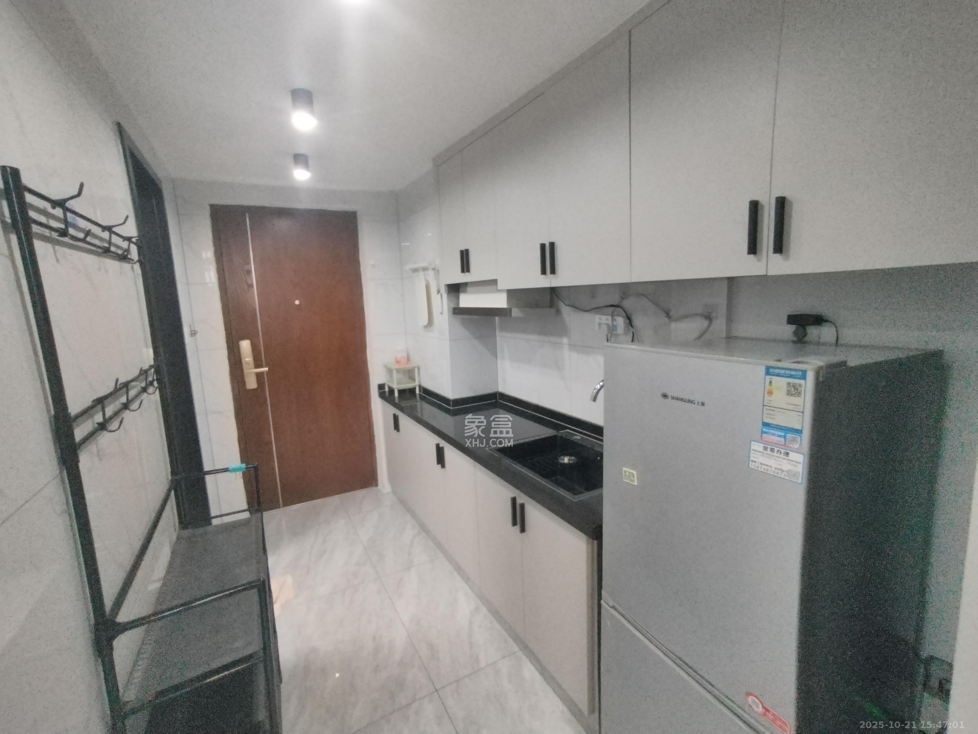 达美溪湖湾  1室1厅1卫    2200.0元/月室内图