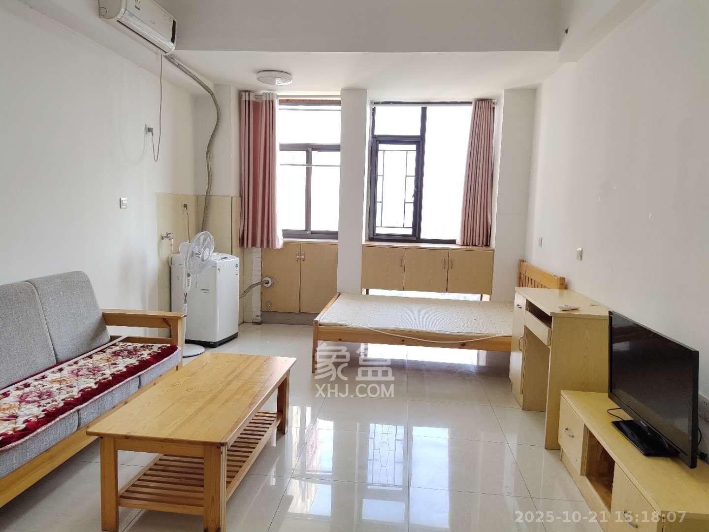 长房时代城  1室1厅1卫    1400.0元/月室内图