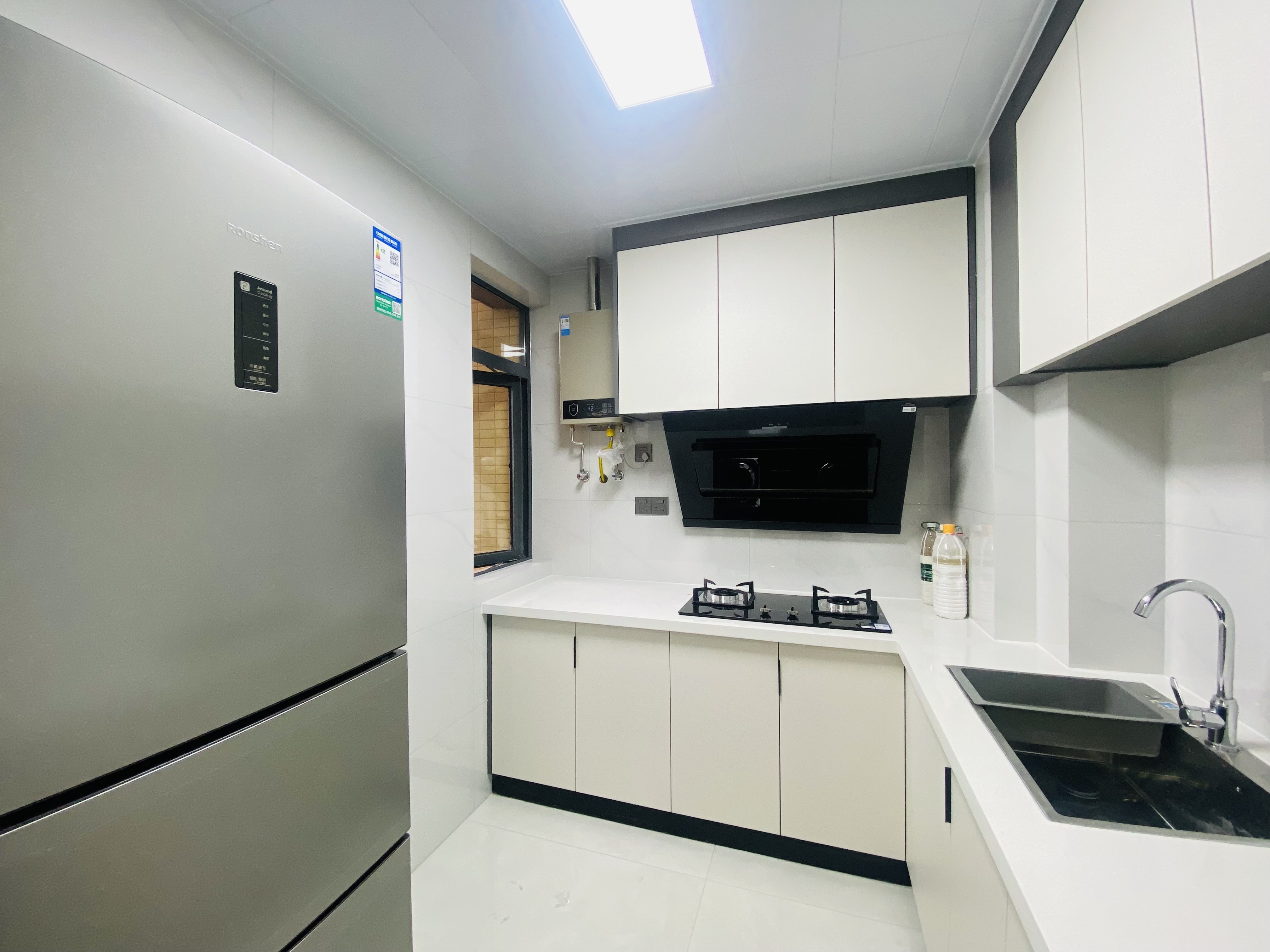 益阳印象 3室2厅2卫 2800.0元/月 益阳印象 3室2厅2卫 2800.0元/月室内图