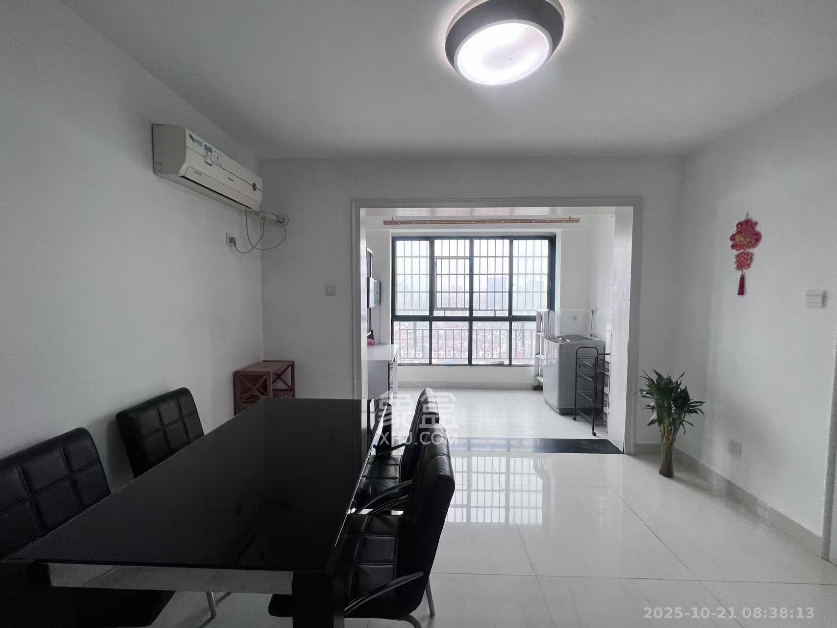 东玺门  2室2厅1卫    2500.0元/月 东玺门  2室2厅1卫    2500.0元/月室内图