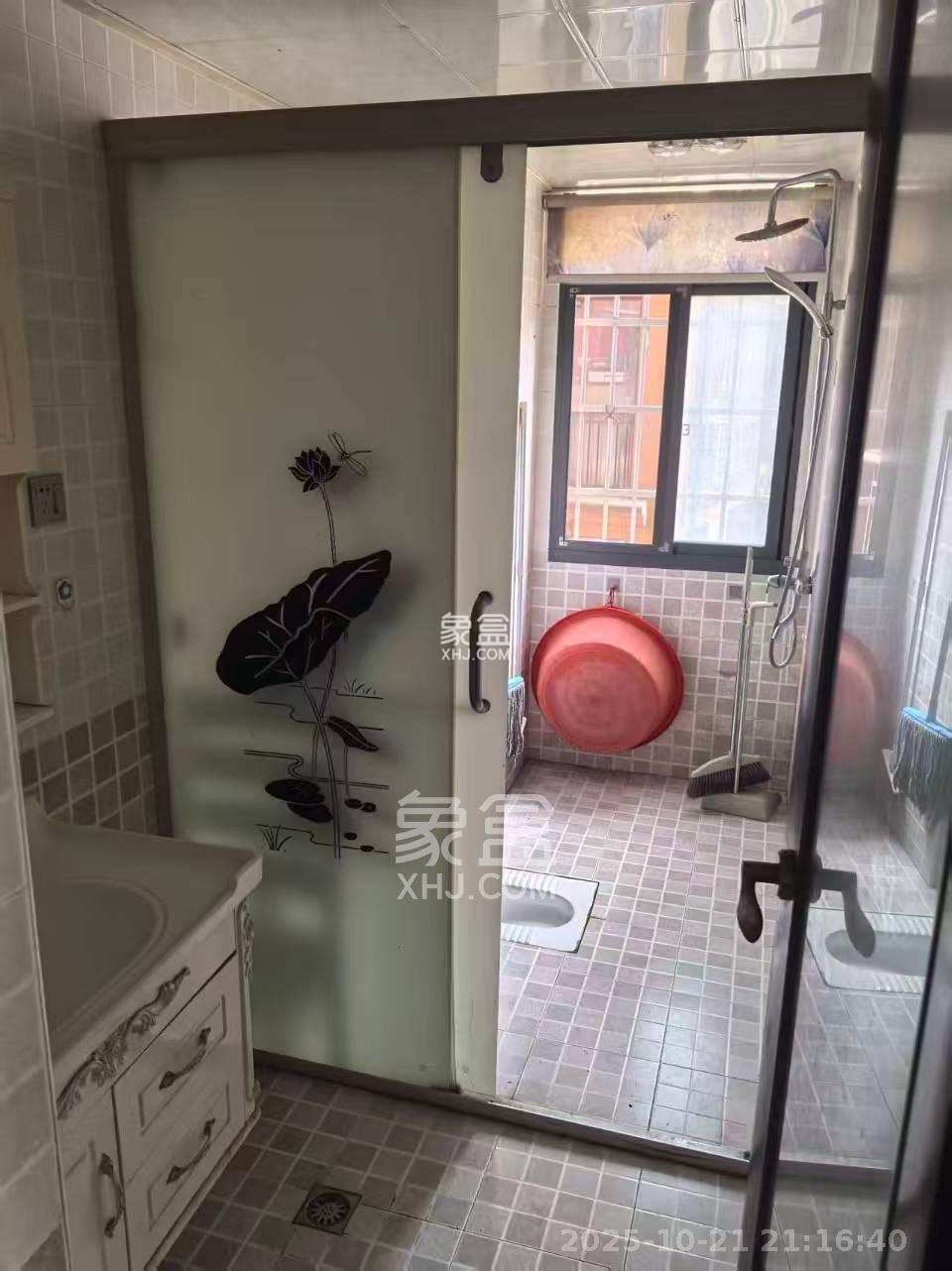 水岸天际(一期、二期)  3室2厅2卫    2200.0元/月 水岸天际(一期、二期)  3室2厅2卫    2200.0元/月室内图