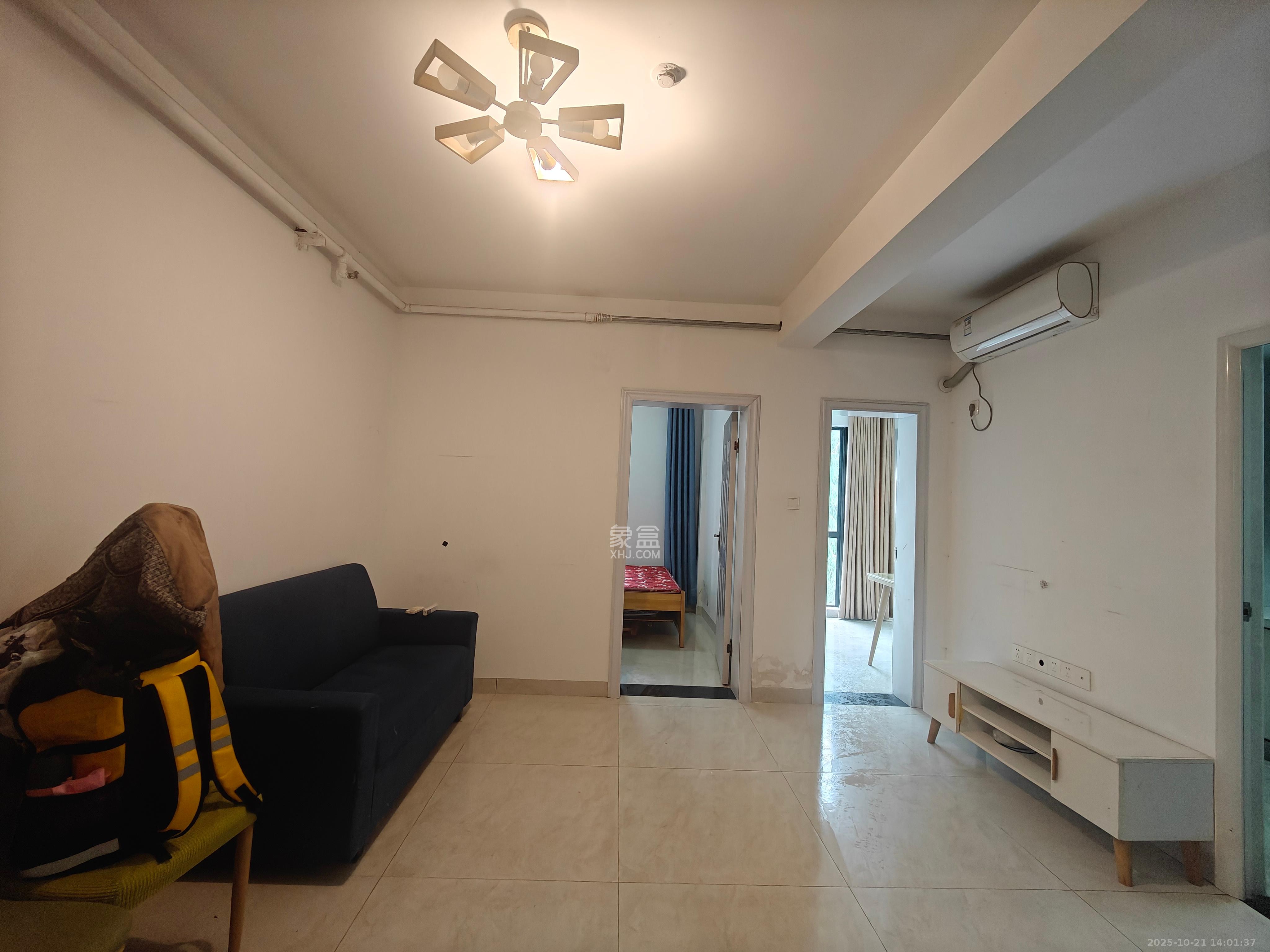 欧亚达国际广场  2室2厅1卫    2000.0元/月 欧亚达国际广场  2室2厅1卫    2000.0元/月