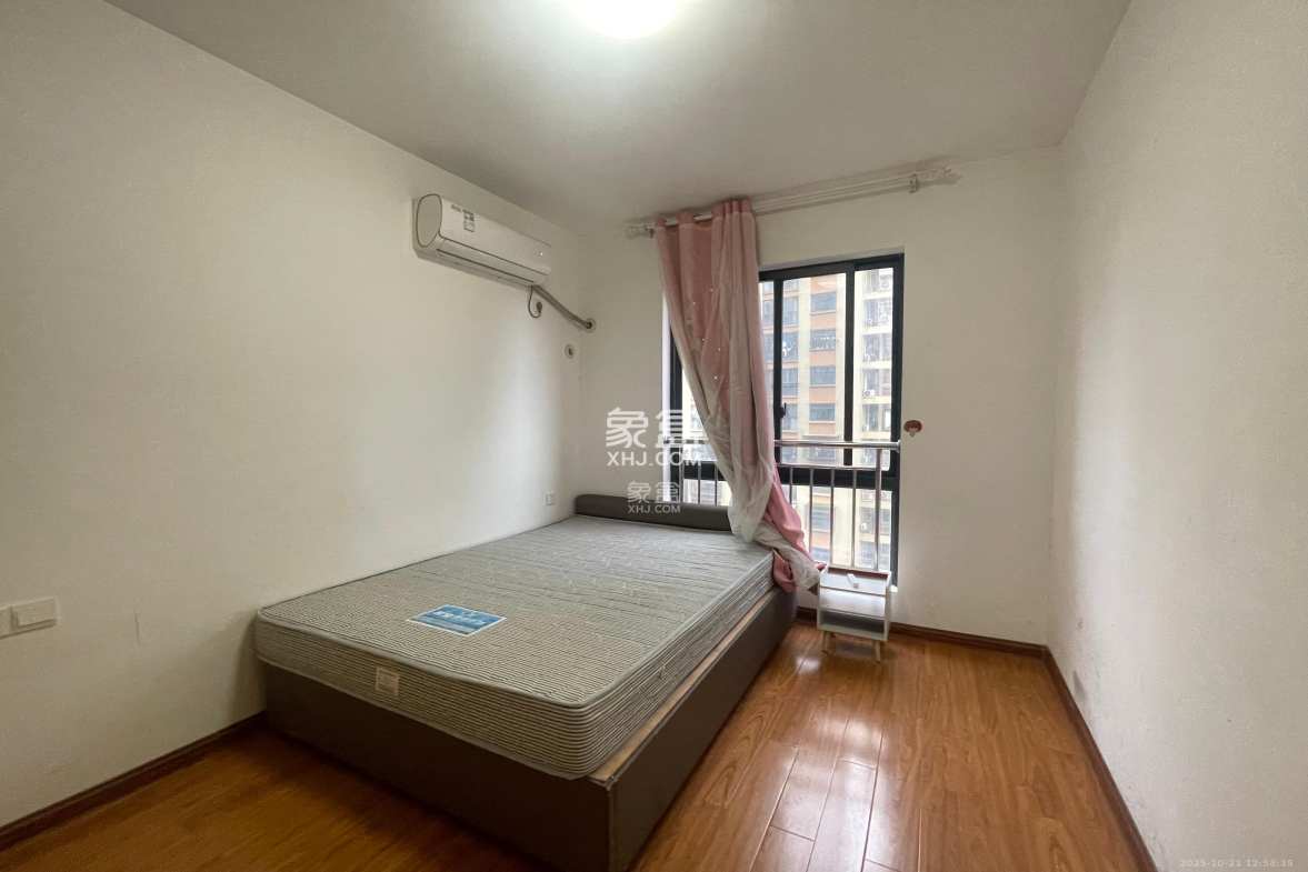 安泰嘉园(湘府邻伴) 3室2厅2卫 2600.0元/月 安泰嘉园(湘府邻伴) 3室2厅2卫 2600.0元/月室内图