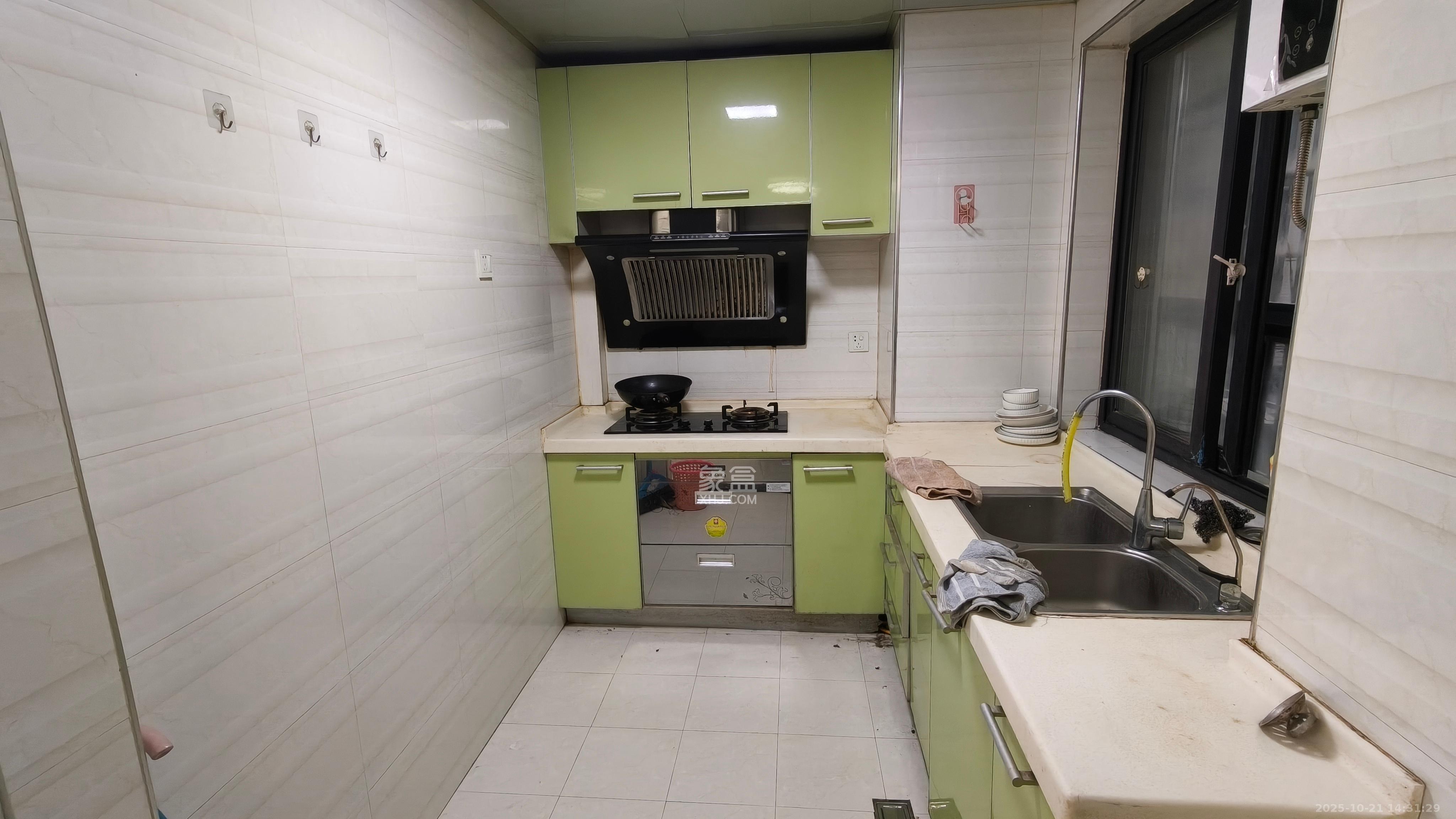 尚都花园城  3室2厅2卫    2300.0元/月 尚都花园城  3室2厅2卫    2300.0元/月室内图