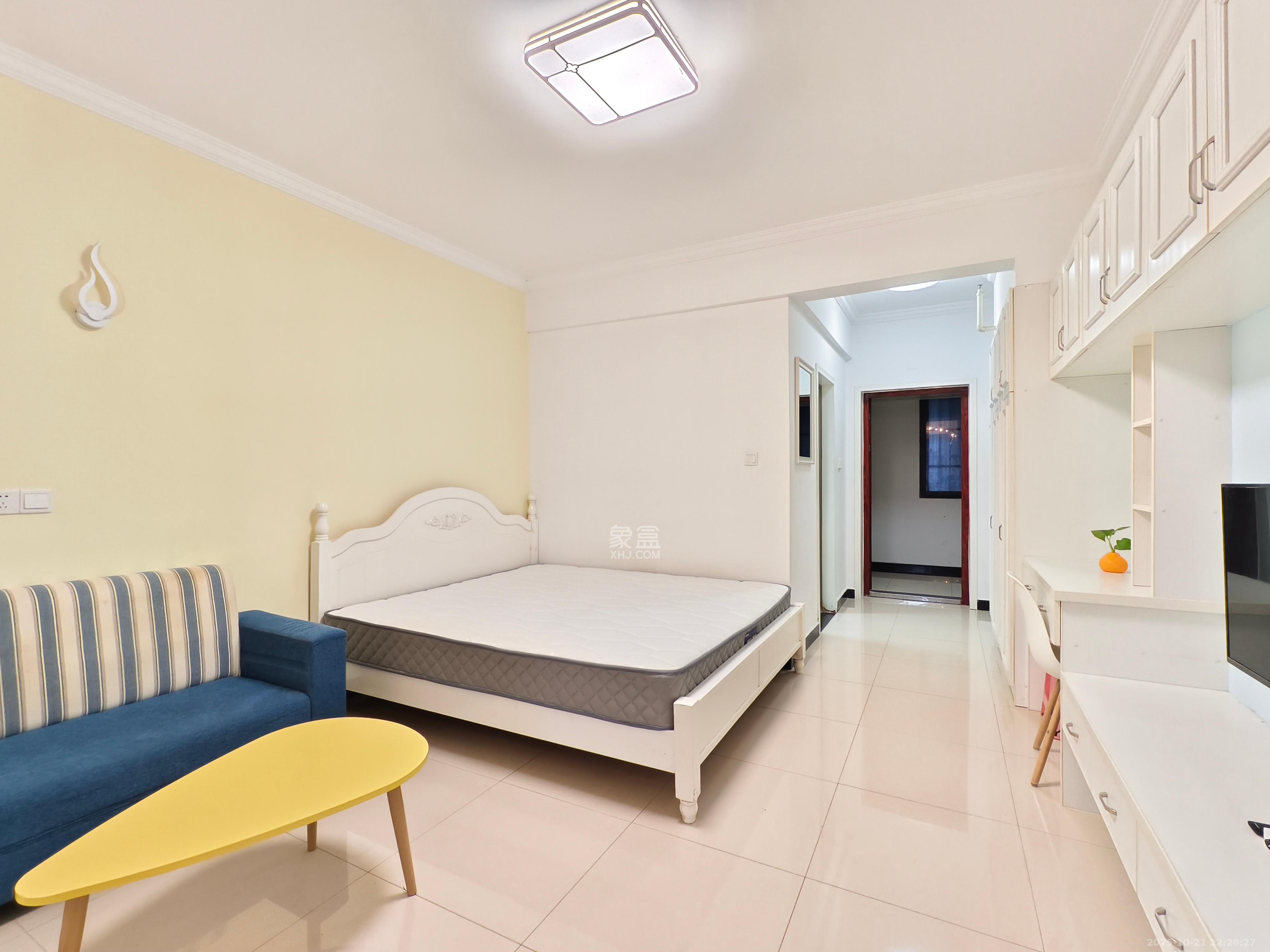 圭塘三小区  1室1厅1卫    1700.0元/月