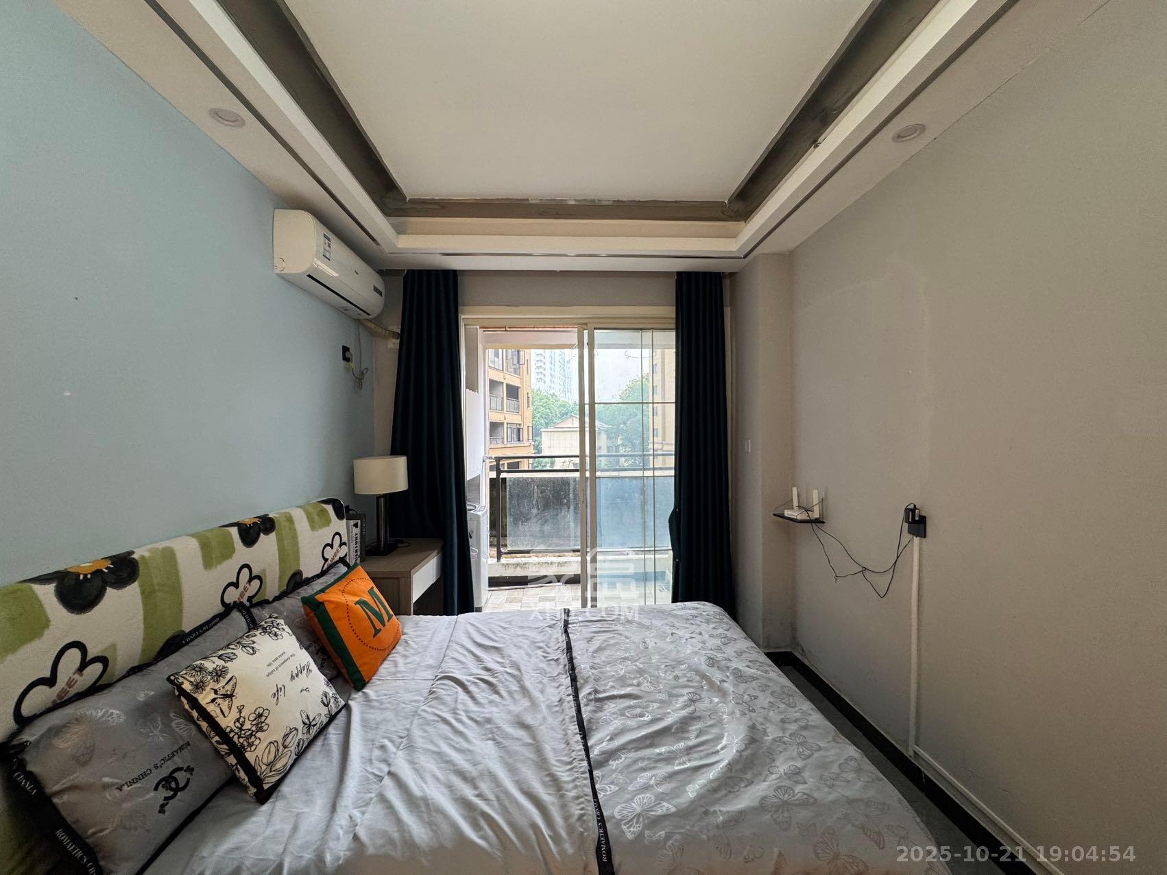 壹廷中央府院(福地花园) 1室0厅0卫 1750.0元/月 壹廷中央府院(福地花园) 1室0厅0卫 1750.0元/月室内图