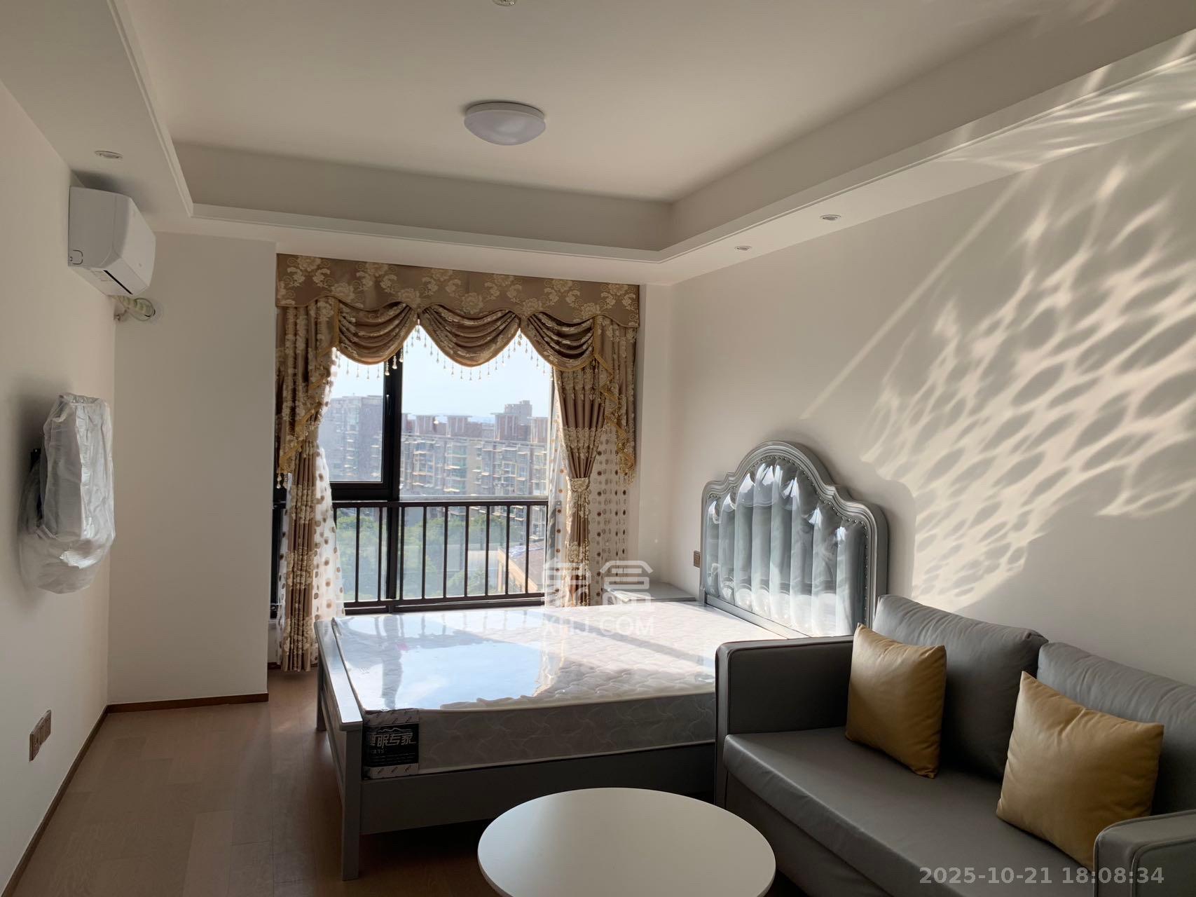 旭辉华宇南宸府  1室0厅0卫    1300.0元/月