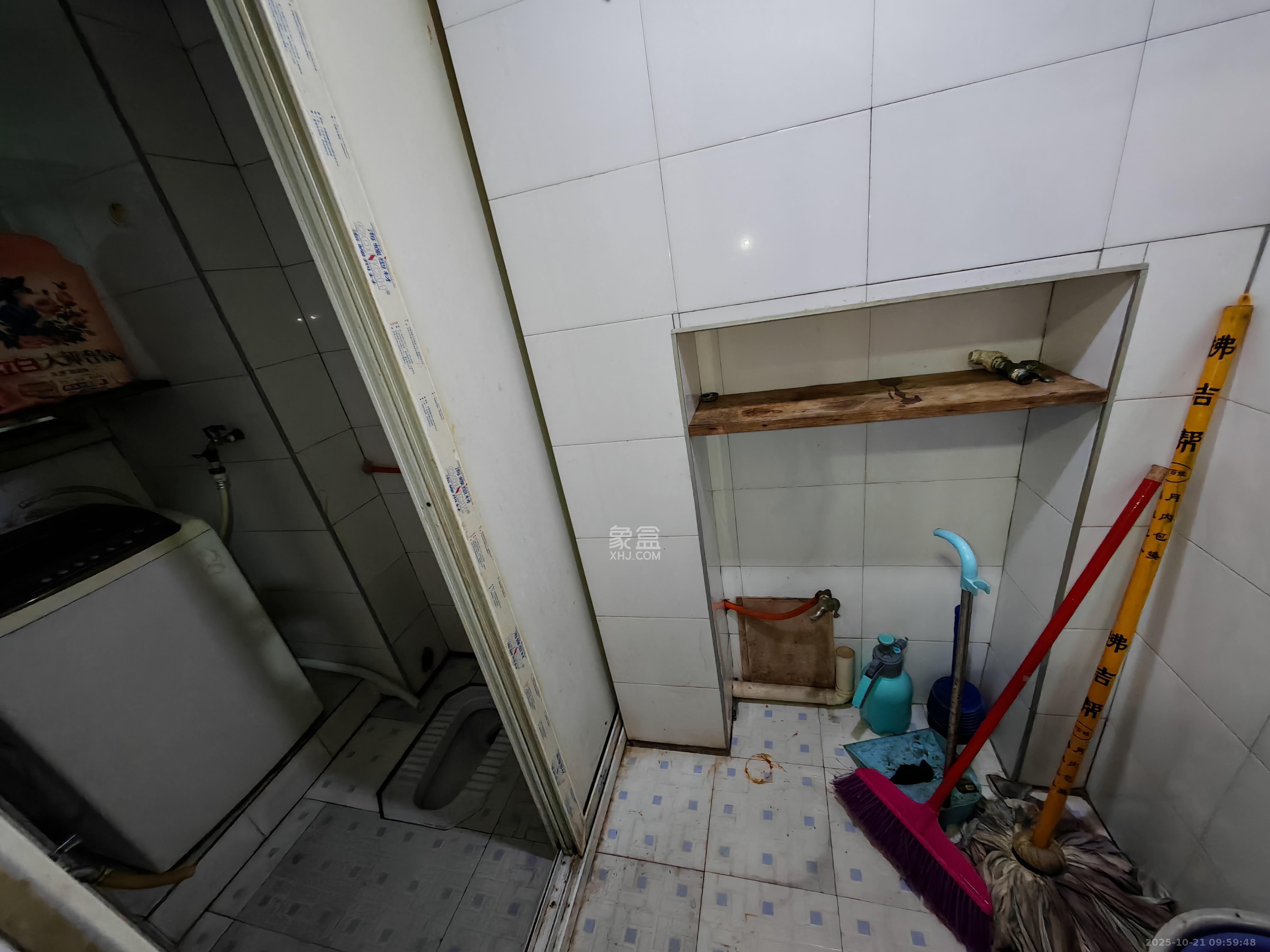 王公塘社区  2室1厅1卫    1400.0元/月室内图