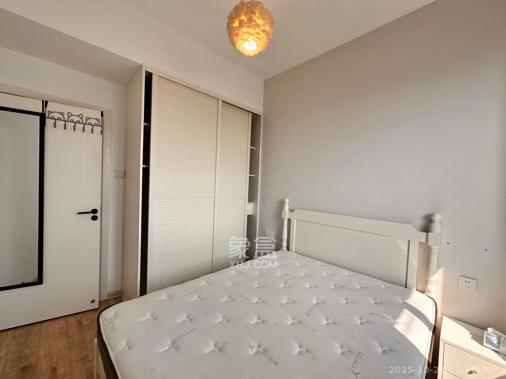 荣悦台  1室1厅1卫    2600.0元/月 荣悦台  1室1厅1卫    2600.0元/月室内图