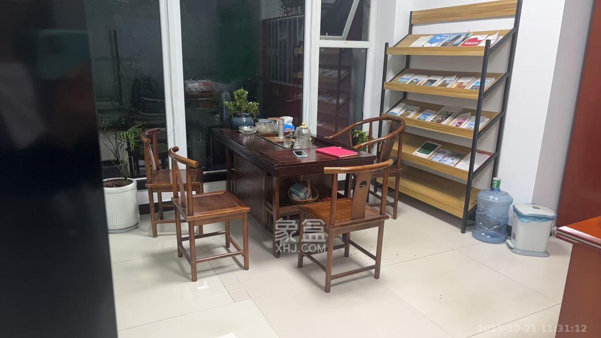 长城华都  3室2厅1卫    3000.0元/月 长城华都  3室2厅1卫    3000.0元/月室内图