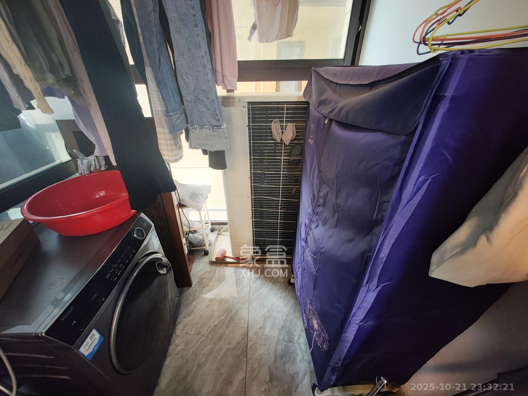 合能枫丹丽舍（柏悦名苑)  3室2厅2卫    148.0万阳台