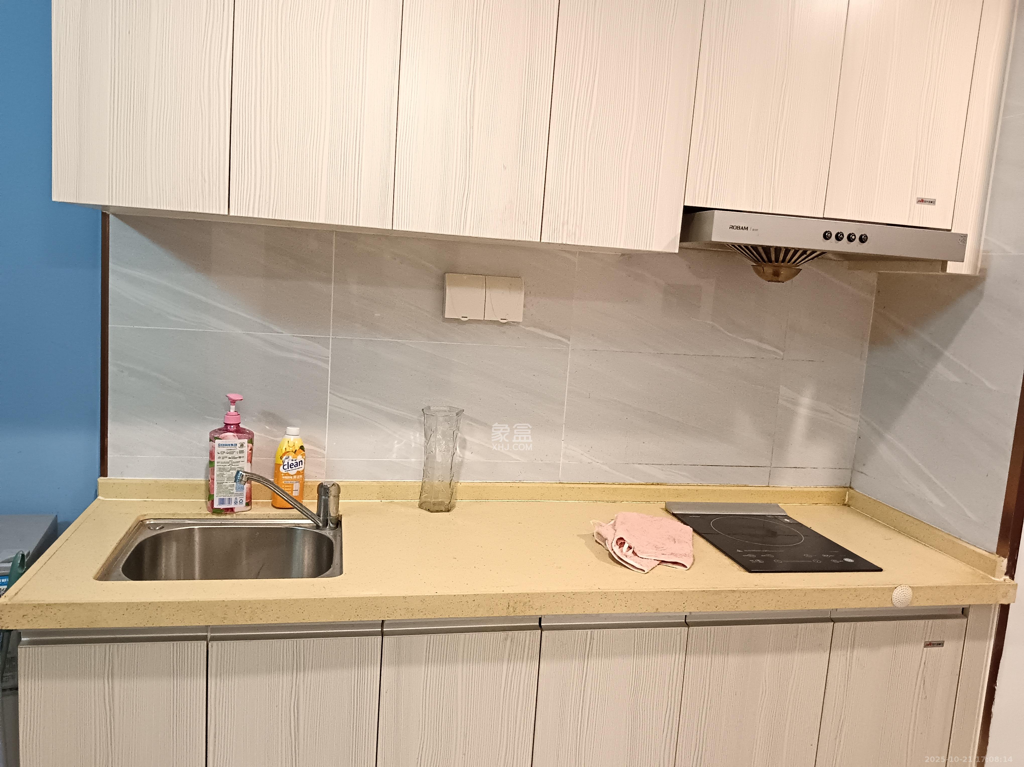 新长海漓湘悦  1室1厅1卫    1300.0元/月 新长海漓湘悦  1室1厅1卫    1300.0元/月室内图