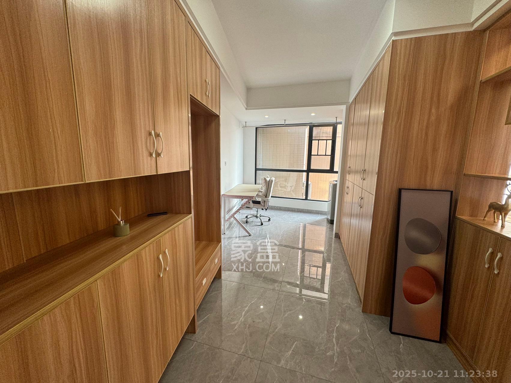 水墨林溪 4室2厅2卫 3600.0元/月 水墨林溪 4室2厅2卫 3600.0元/月室内图