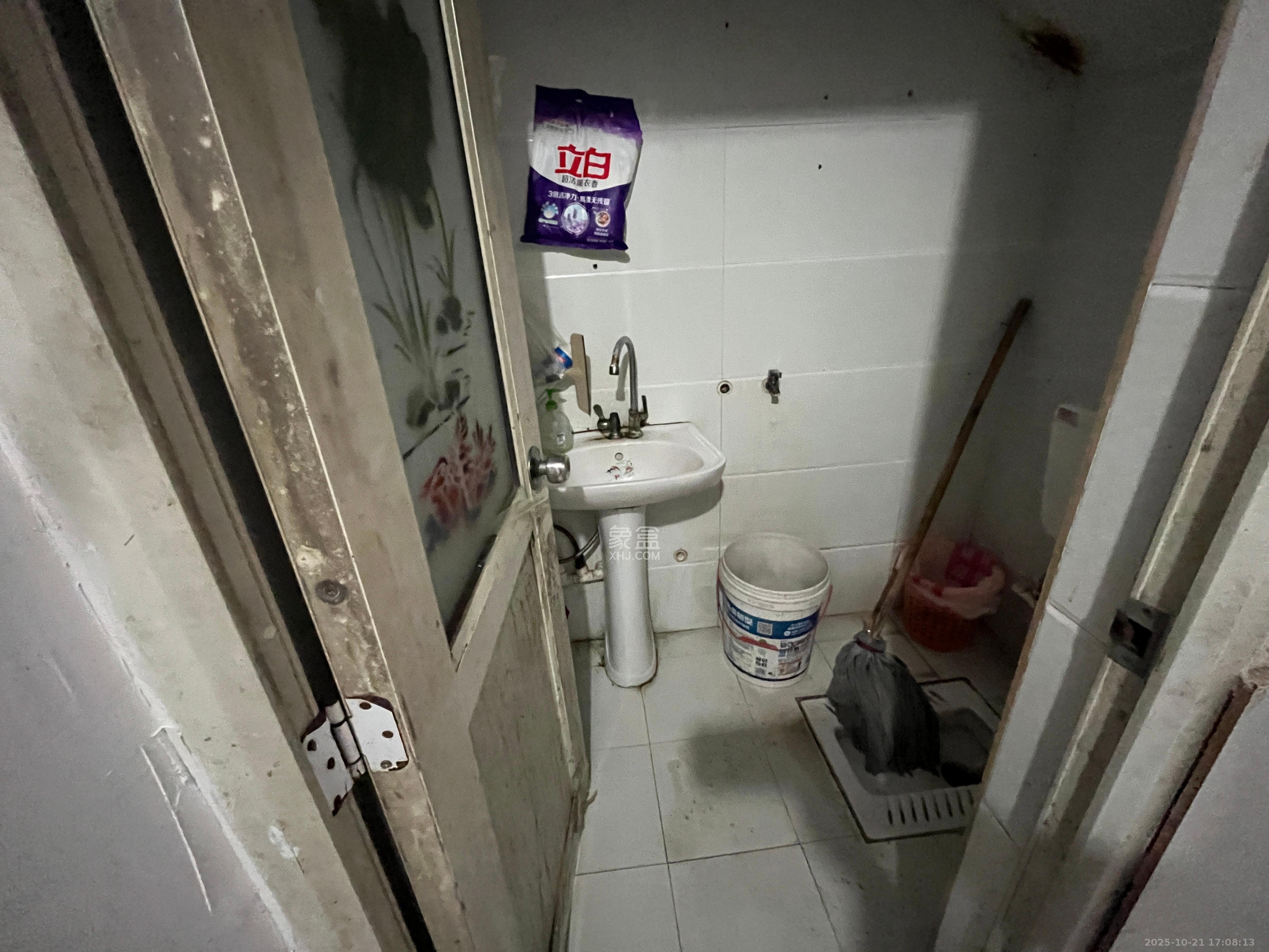 蓝山郡   87.0㎡      4500.0元/月室内图