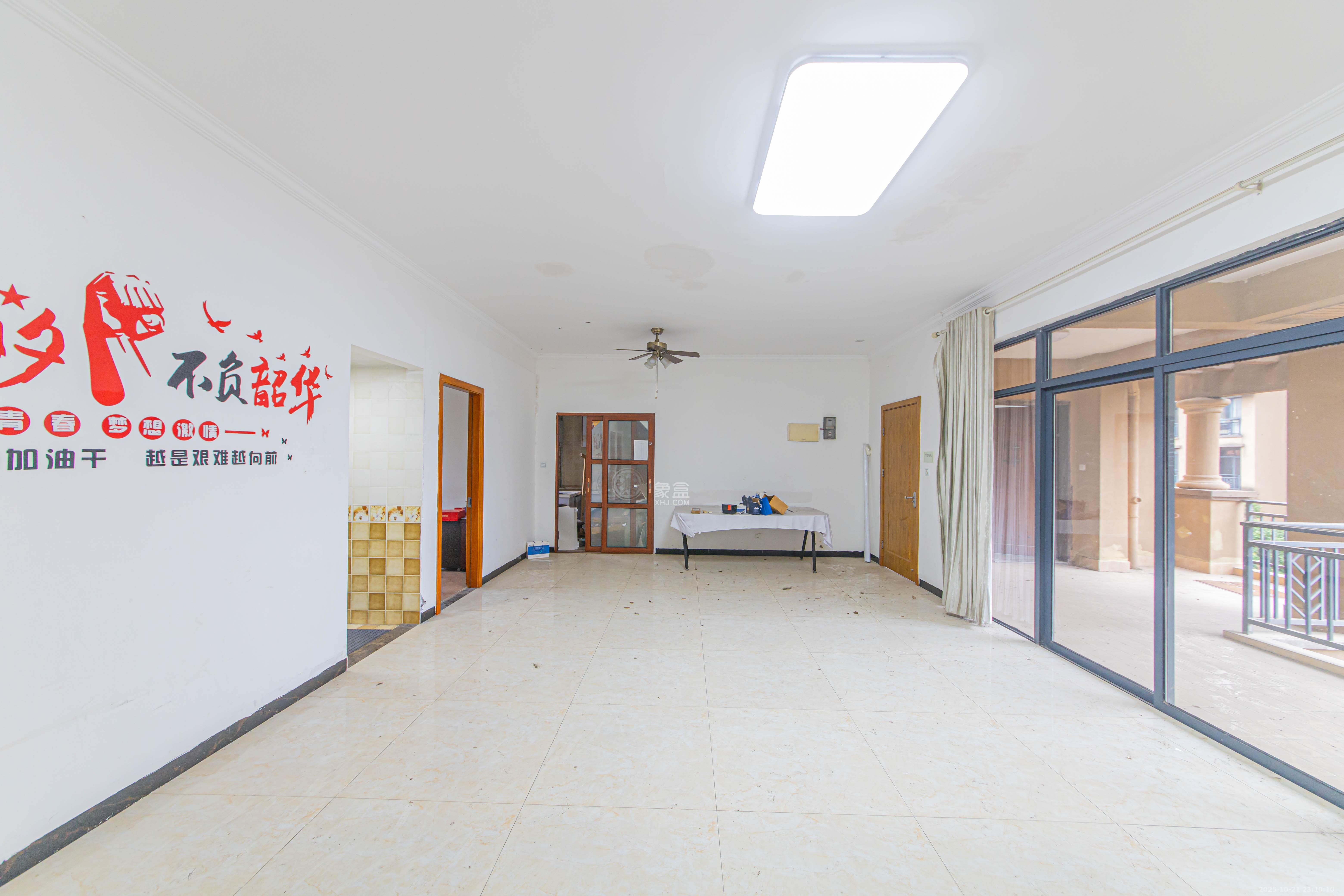 中建芙蓉和苑  4室2厅2卫    188.0万 中建芙蓉和苑  4室2厅2卫    188.0万