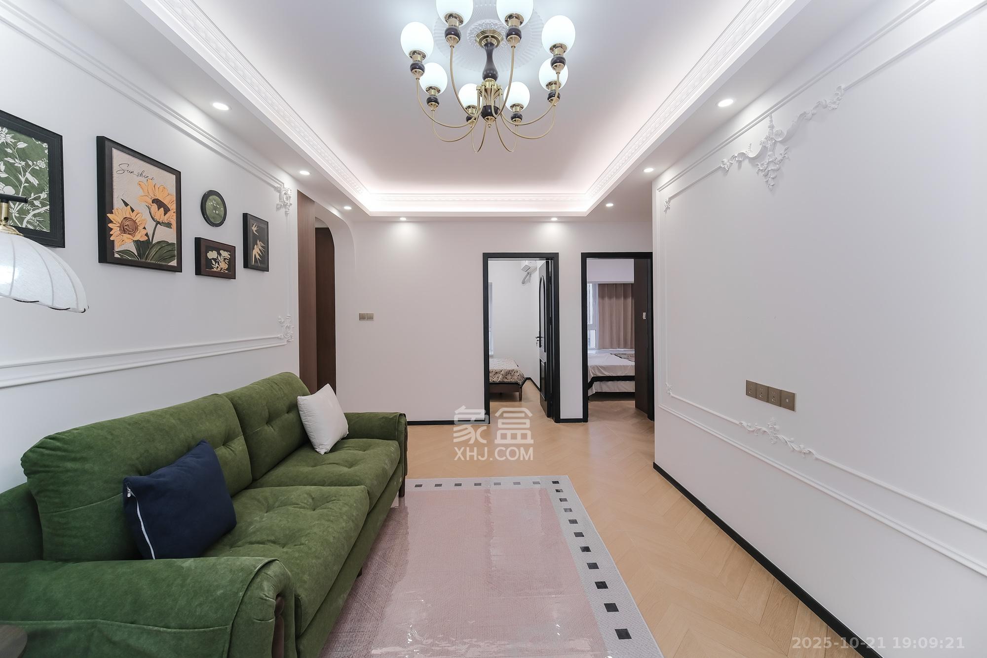 荣盛花语城  3室2厅1卫    59.8万客厅