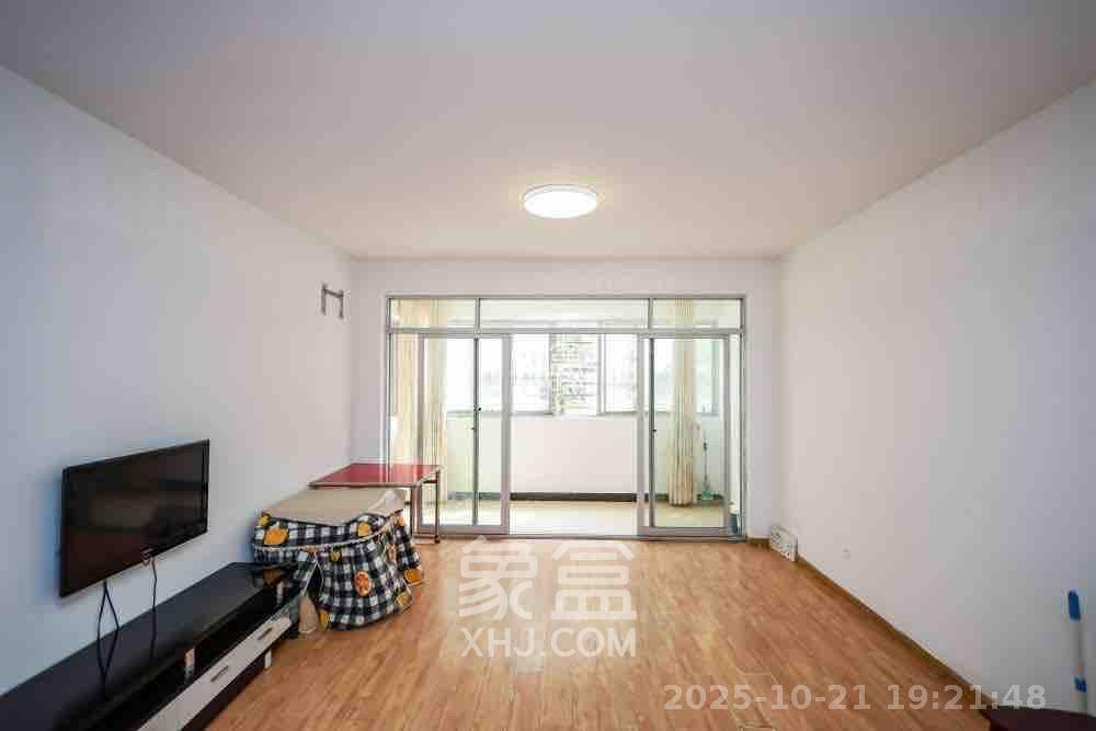 咸嘉新村嘉兴苑  2室2厅1卫    1800.0元/月 咸嘉新村嘉兴苑  2室2厅1卫    1800.0元/月