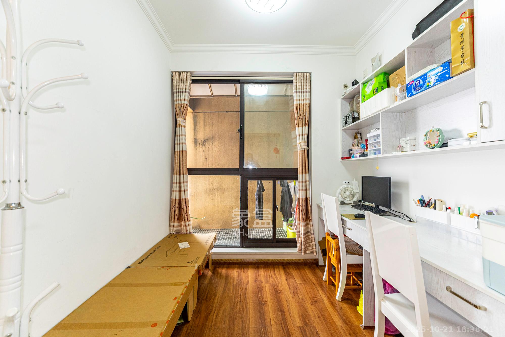 艾美潇湘 3室2厅1卫 65.0万 艾美潇湘 3室2厅1卫 65.0万其他