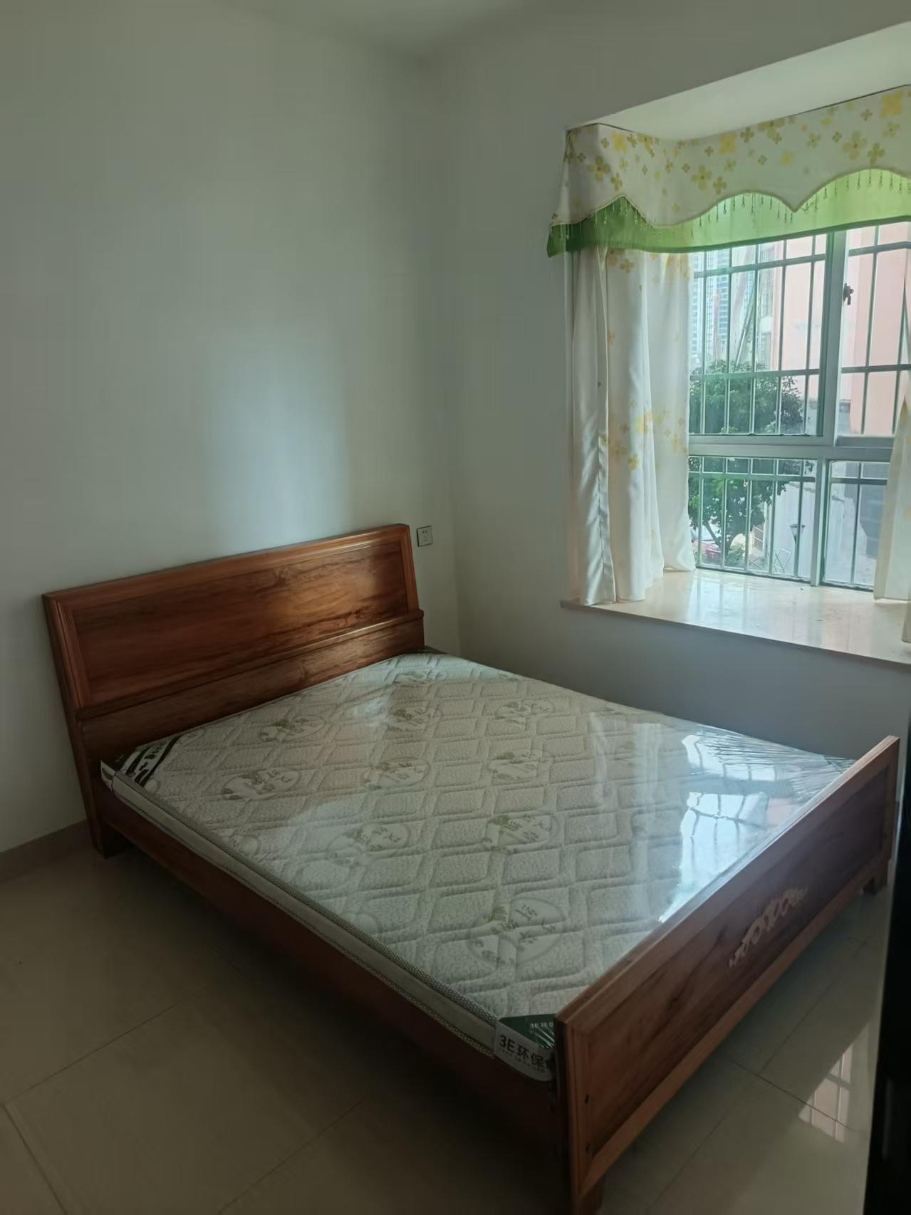 榜铭小区  3室2厅1卫    2500.0元/月室内图