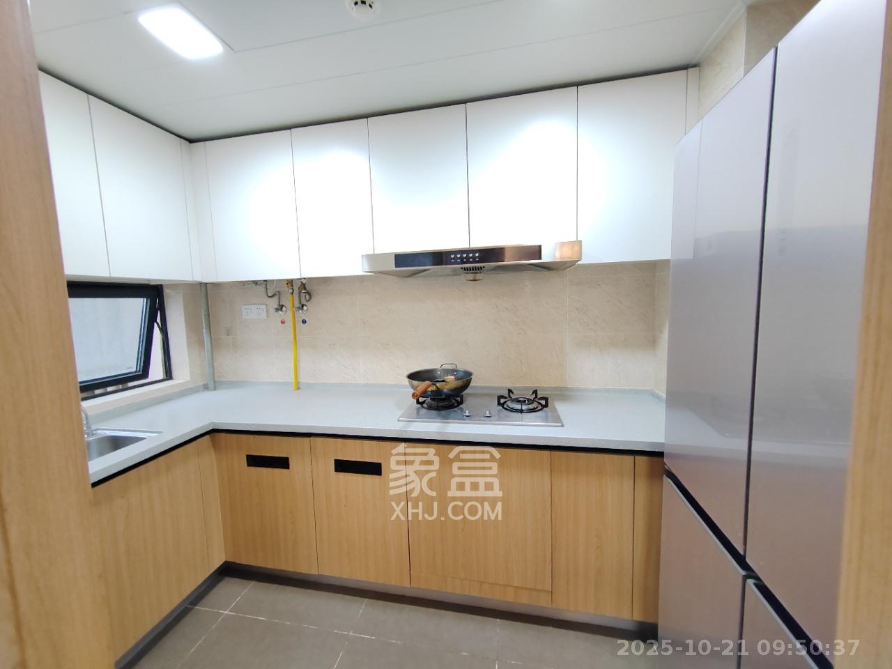 万科魅力之城 3室2厅2卫 2500.0元/月 万科魅力之城 3室2厅2卫 2500.0元/月室内图