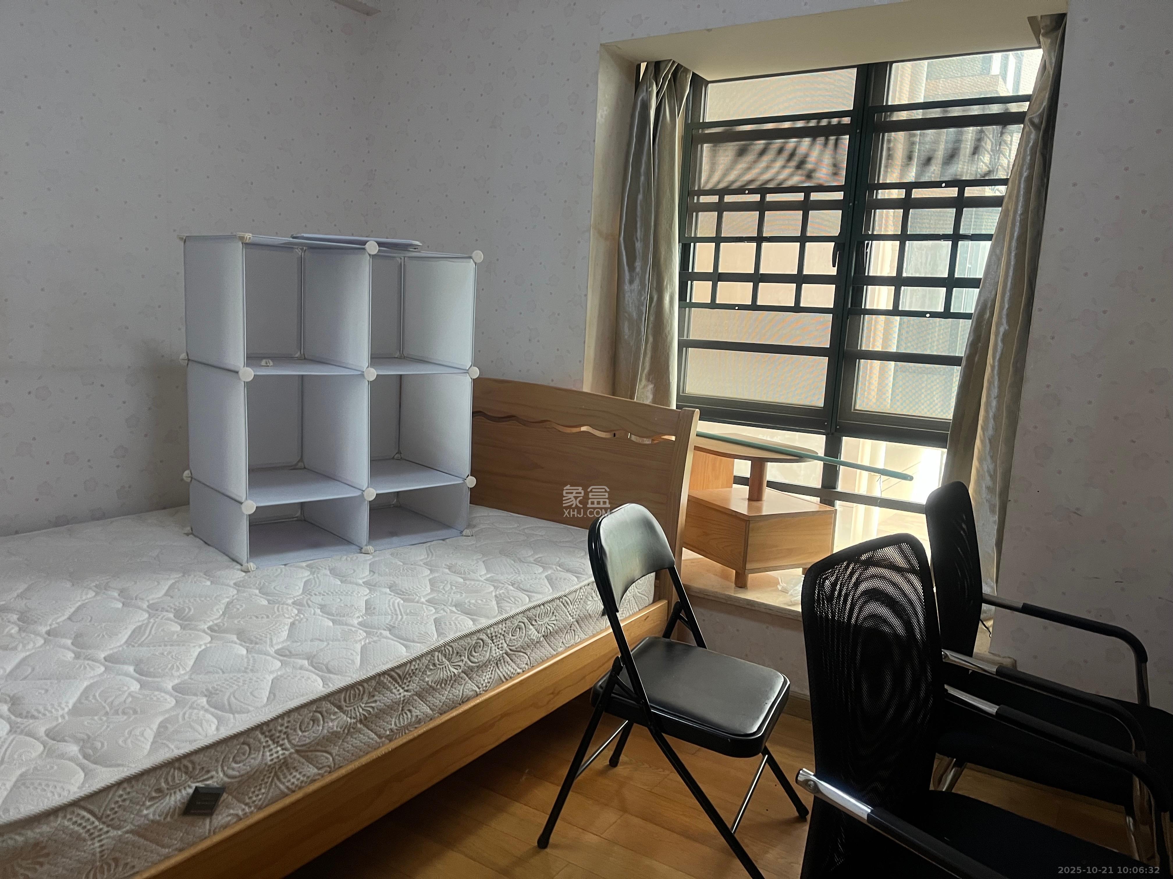 保利花园  3室2厅2卫    2200.0元/月 保利花园  3室2厅2卫    2200.0元/月室内图