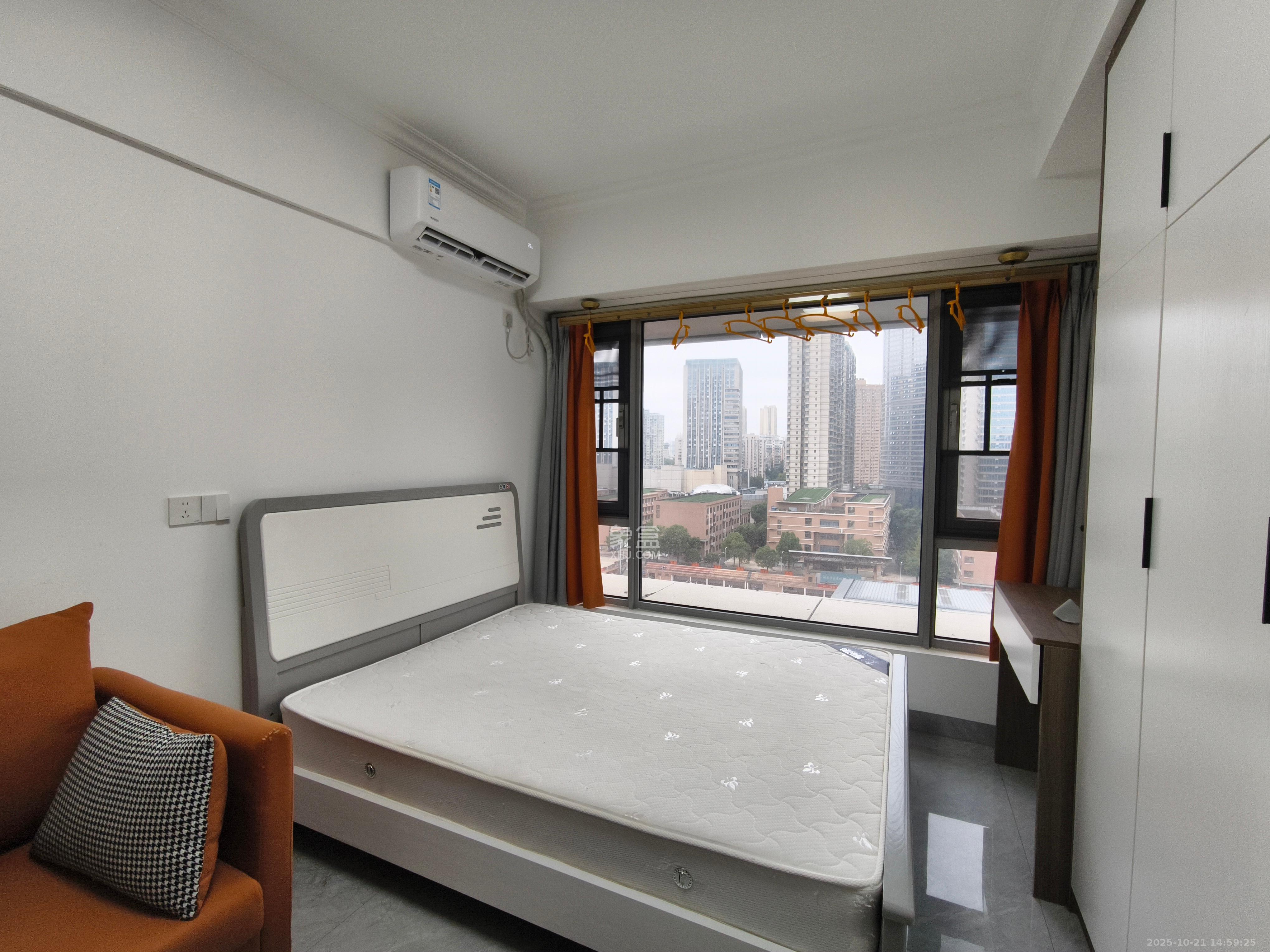 保利天禧EF区  1室1厅1卫    1600.0元/月 保利天禧EF区  1室1厅1卫    1600.0元/月室内图