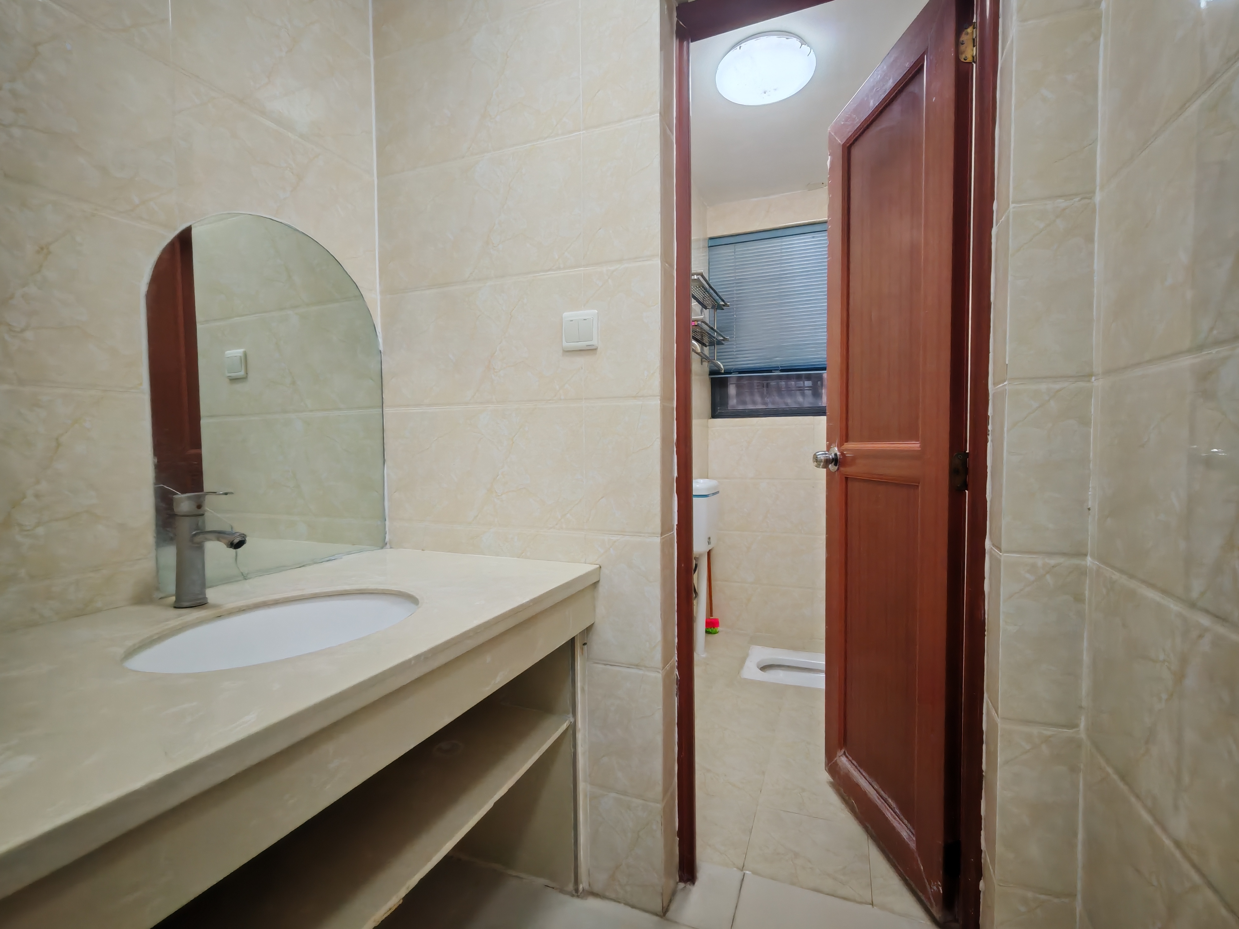 美舍嘉苑一期  3室2厅2卫    2600.0元/月室内图