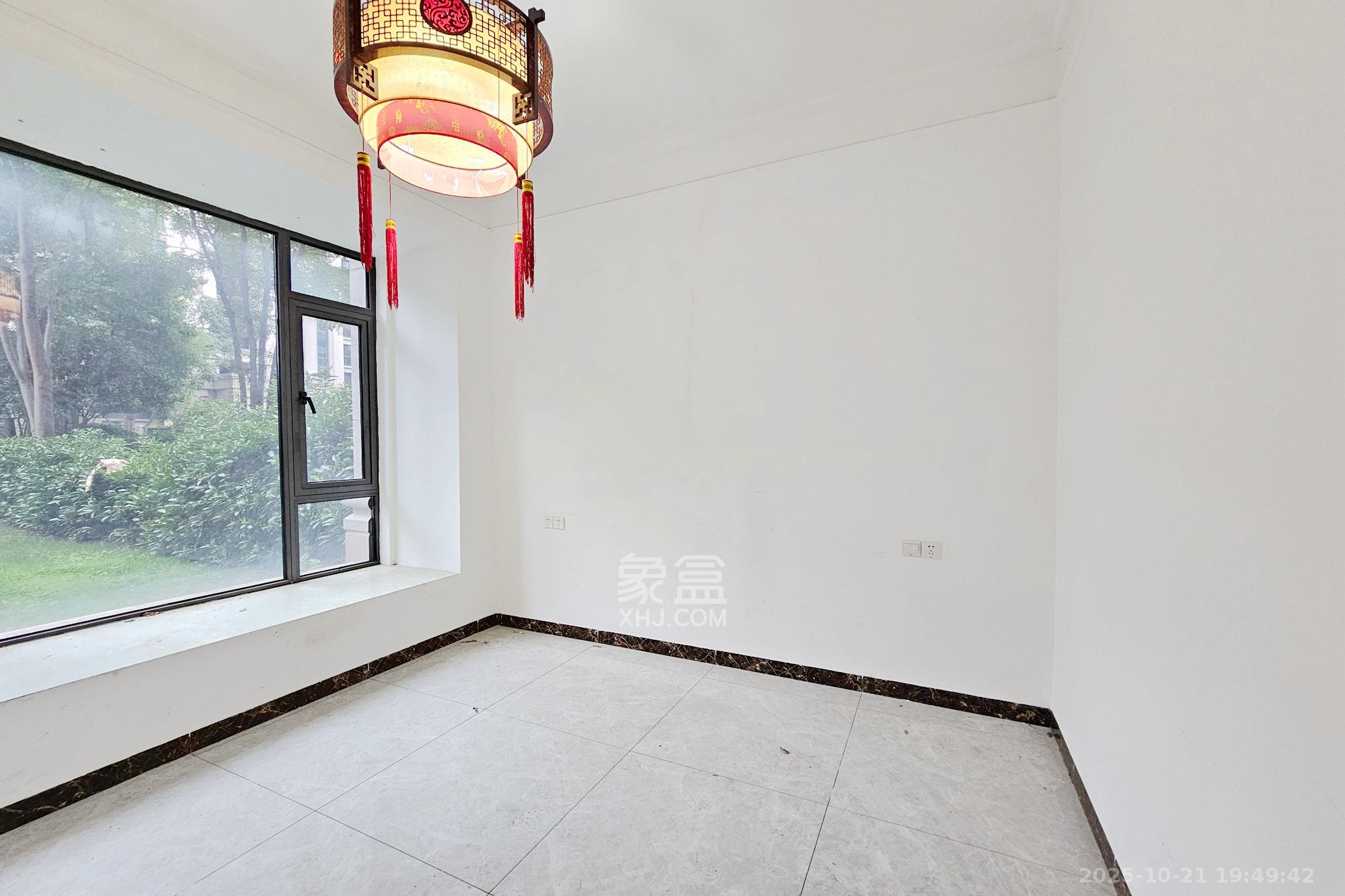 明昇壹城（明昇时代广场）一期  4室2厅2卫    268.0万卧室