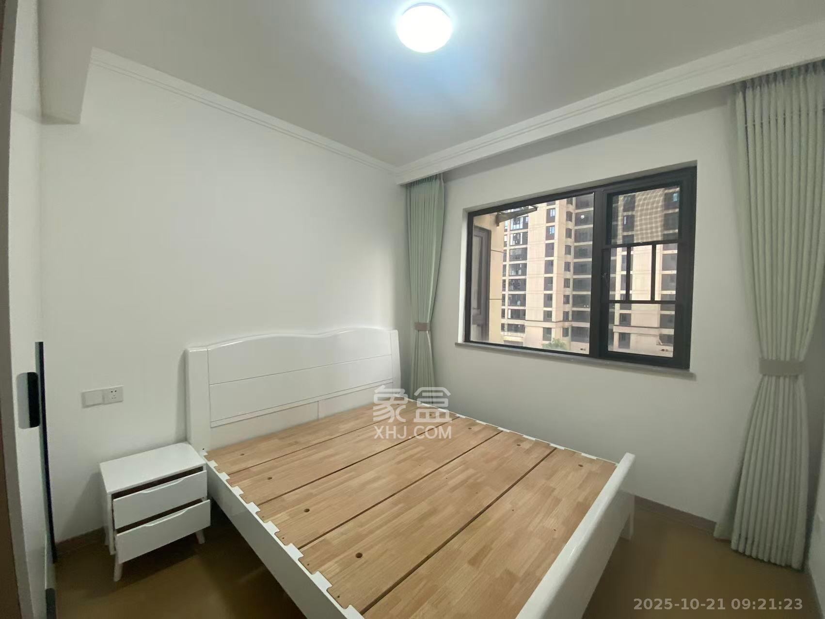 春晖花园 4室2厅2卫 2500.0元/月 春晖花园 4室2厅2卫 2500.0元/月室内图