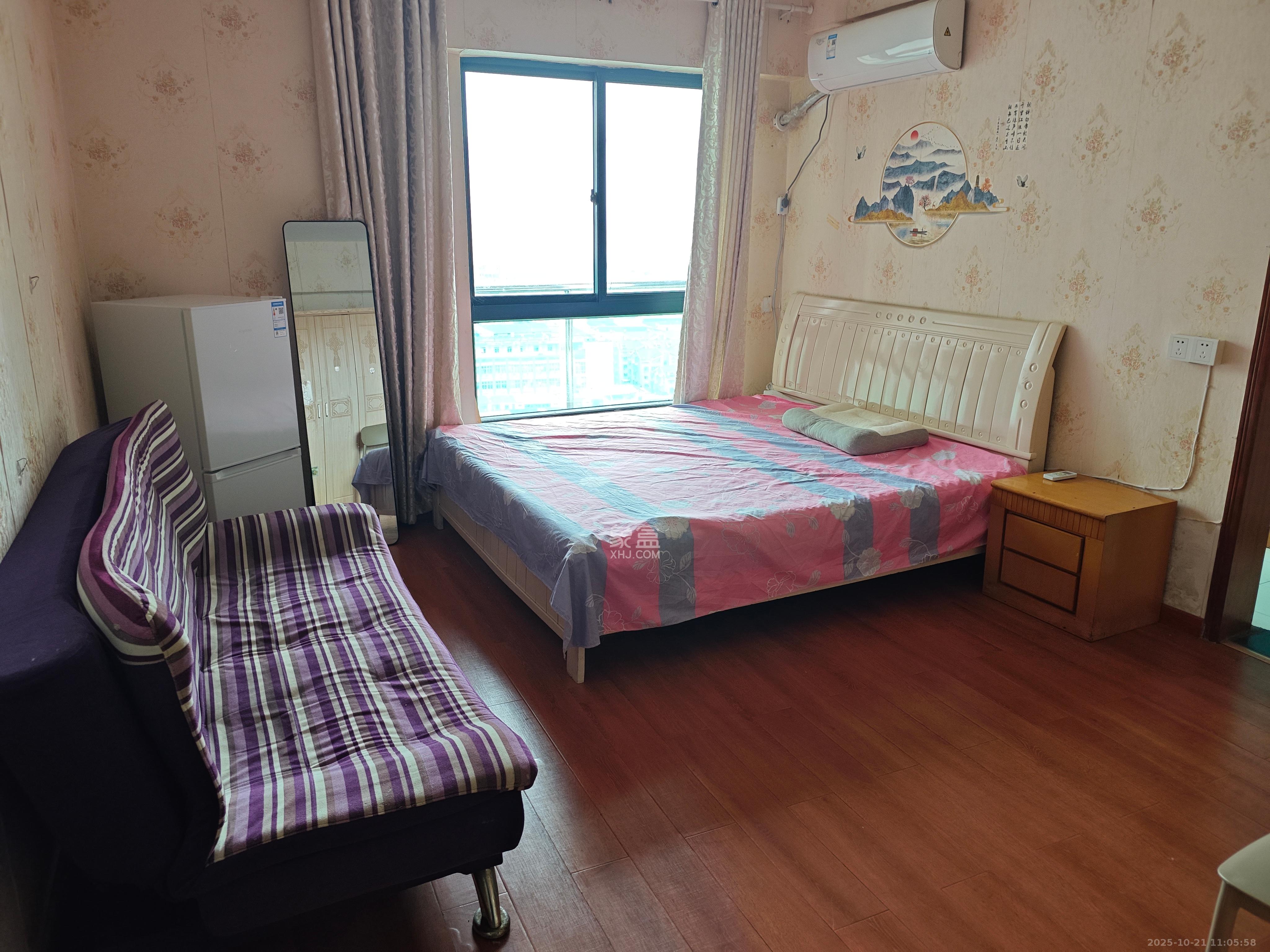 上东印象  1室1厅1卫    1300.0元/月