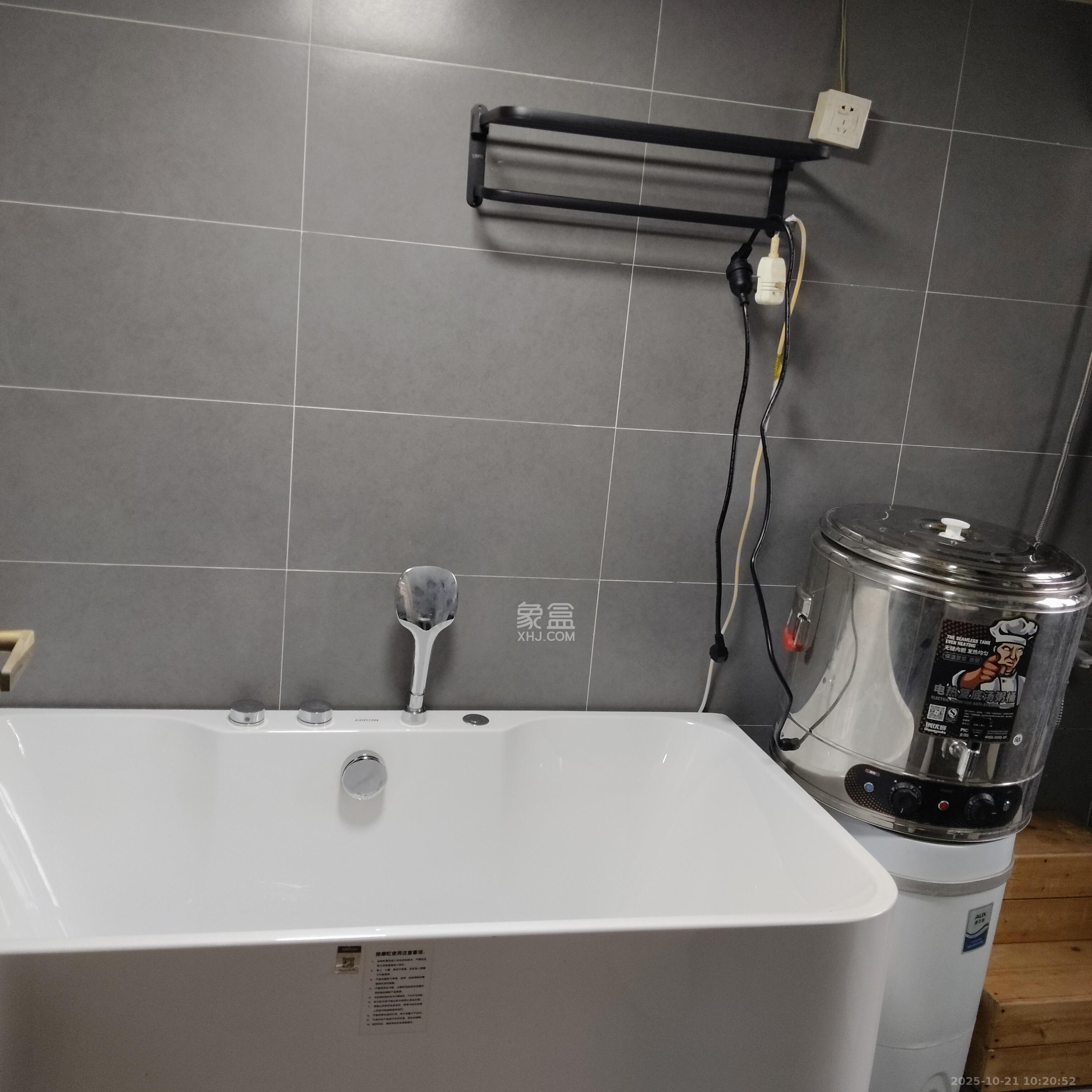 和润园一、二期  1室1厅1卫    1600.0元/月 和润园一、二期  1室1厅1卫    1600.0元/月室内图