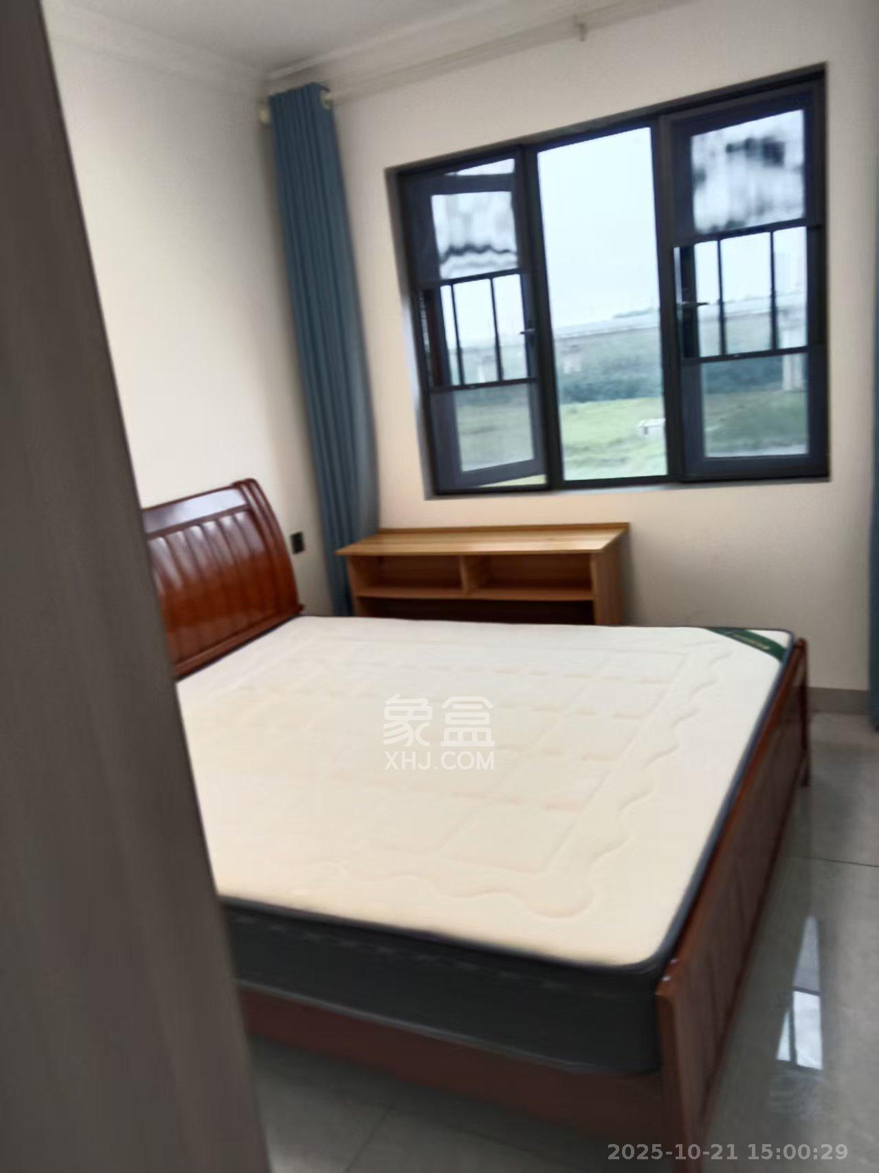 金南家园三期  3室2厅2卫    2500.0元/月室内图