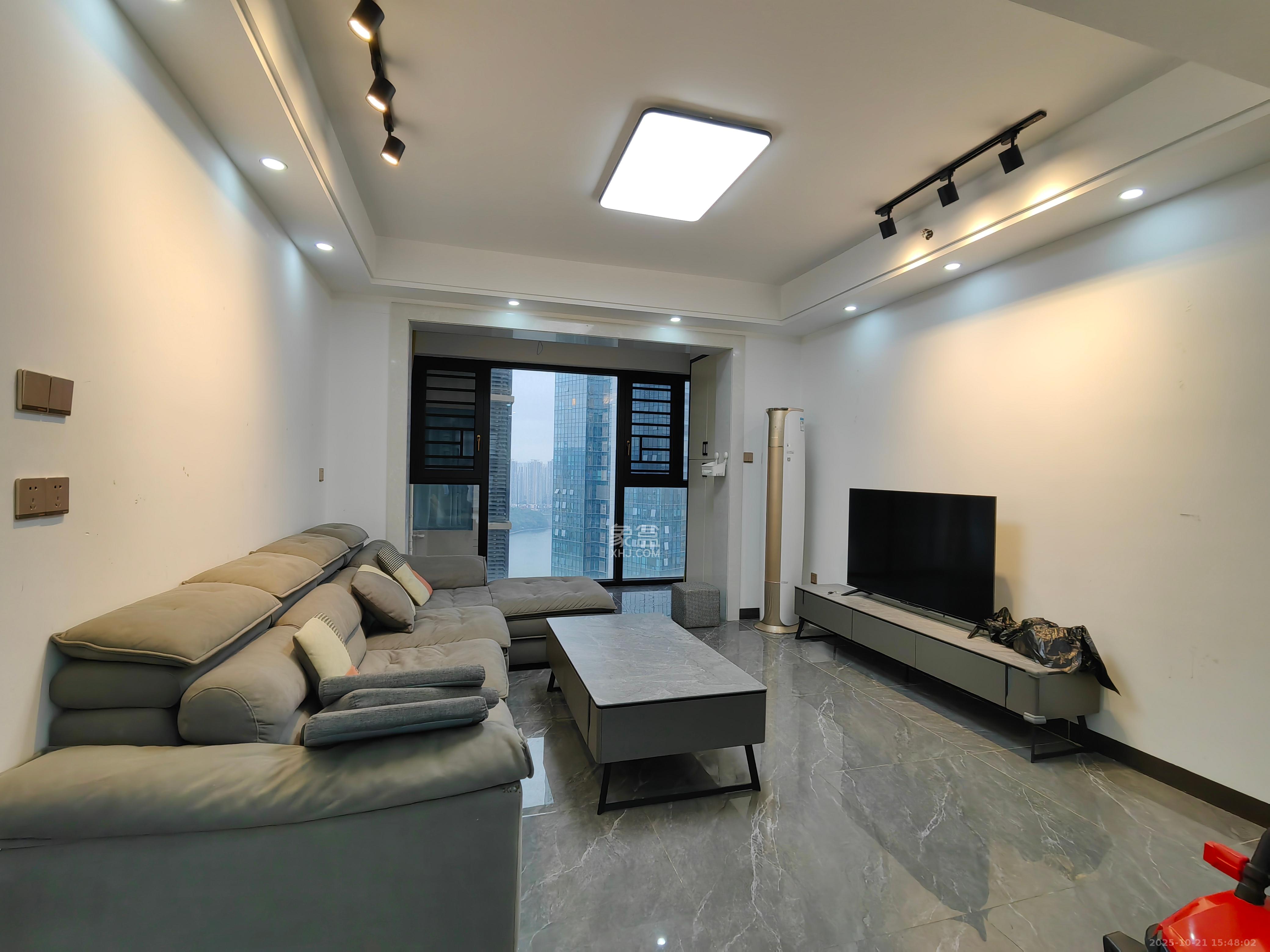 中建梅溪湖中心  3室2厅2卫    3200.0元/月 中建梅溪湖中心  3室2厅2卫    3200.0元/月室内图