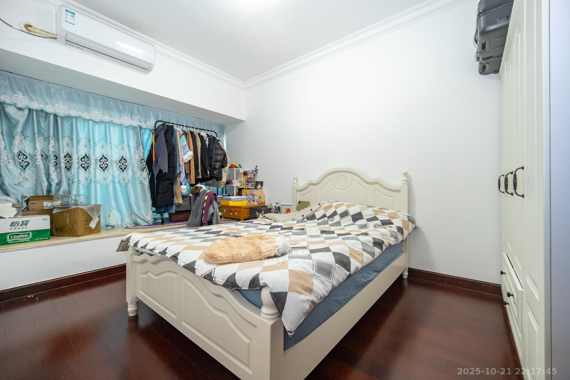 恒大雅苑  3室2厅2卫    125.0万 恒大雅苑  3室2厅2卫    125.0万卧室