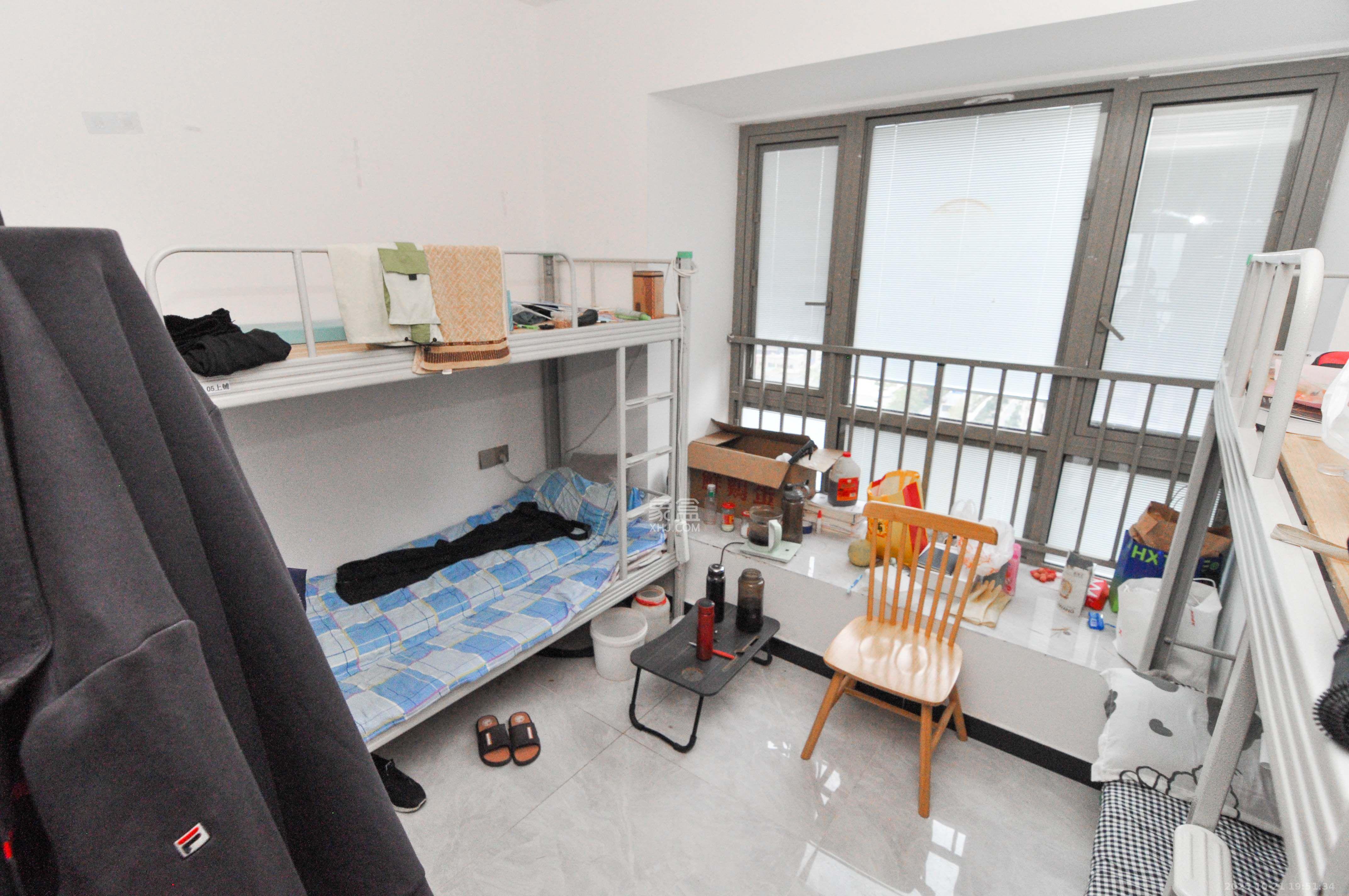 梅溪湖金茂湾 4室2厅2卫 2500.0元/月 梅溪湖金茂湾 4室2厅2卫 2500.0元/月室内图