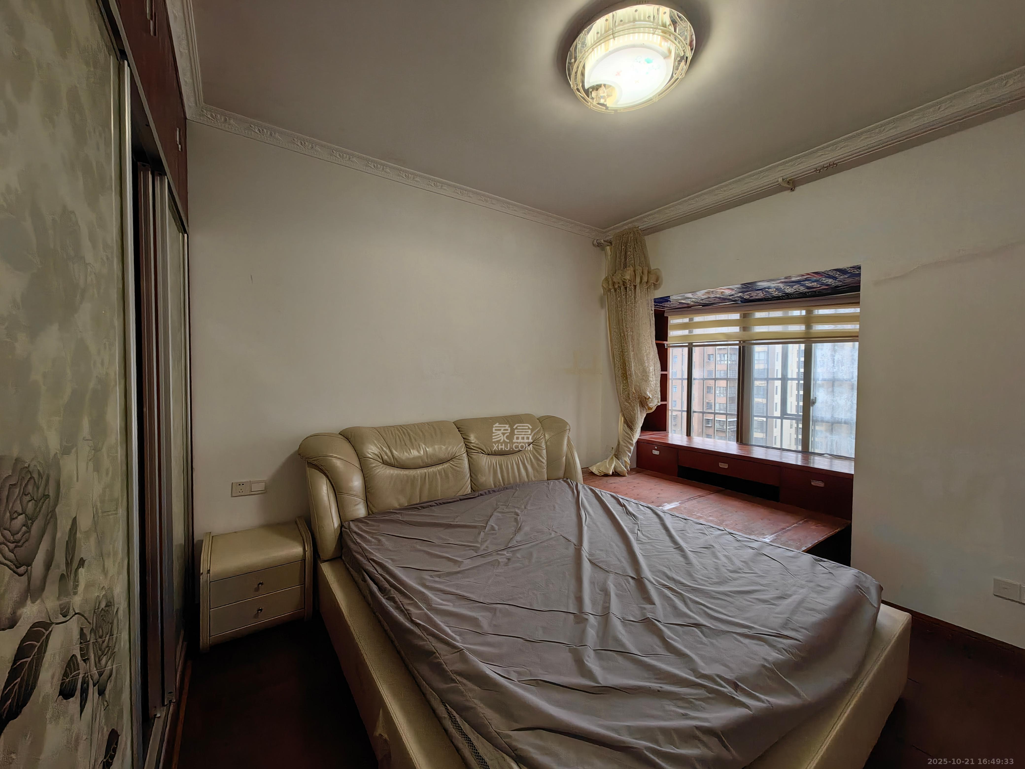 星城福邸（雄天朗郡）  3室2厅2卫    1800.0元/月室内图